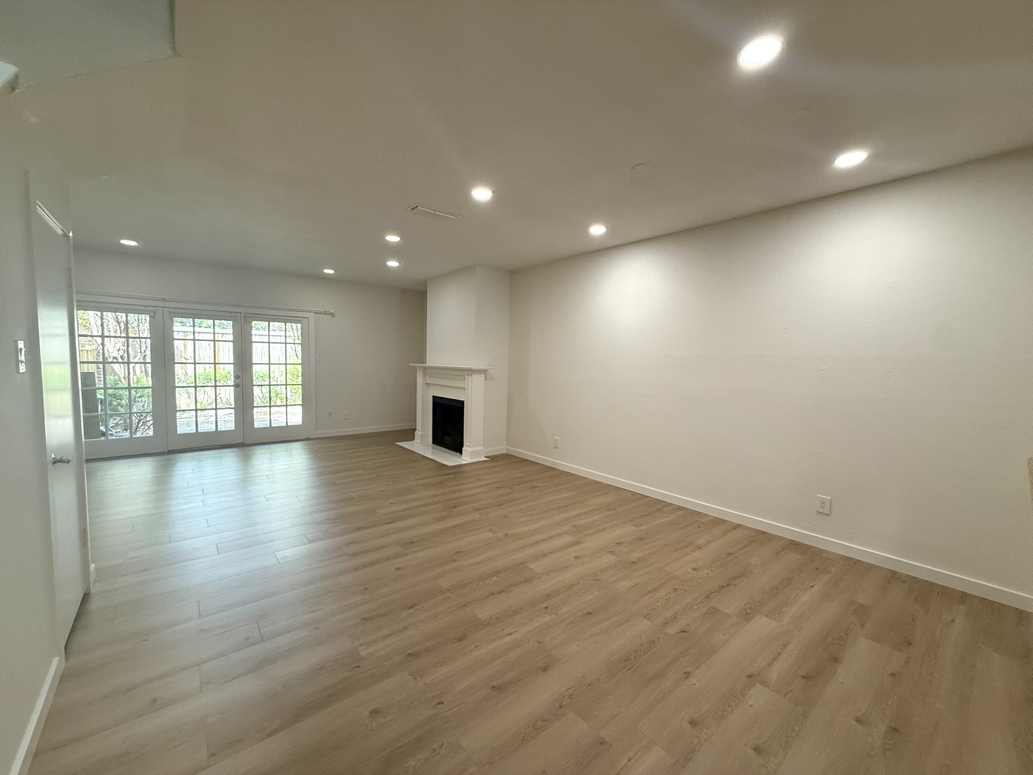 5859 Frankford Road Dallas TX 75252