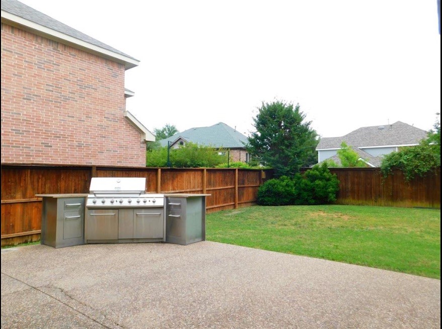 740 Peco Street Lantana TX 76226