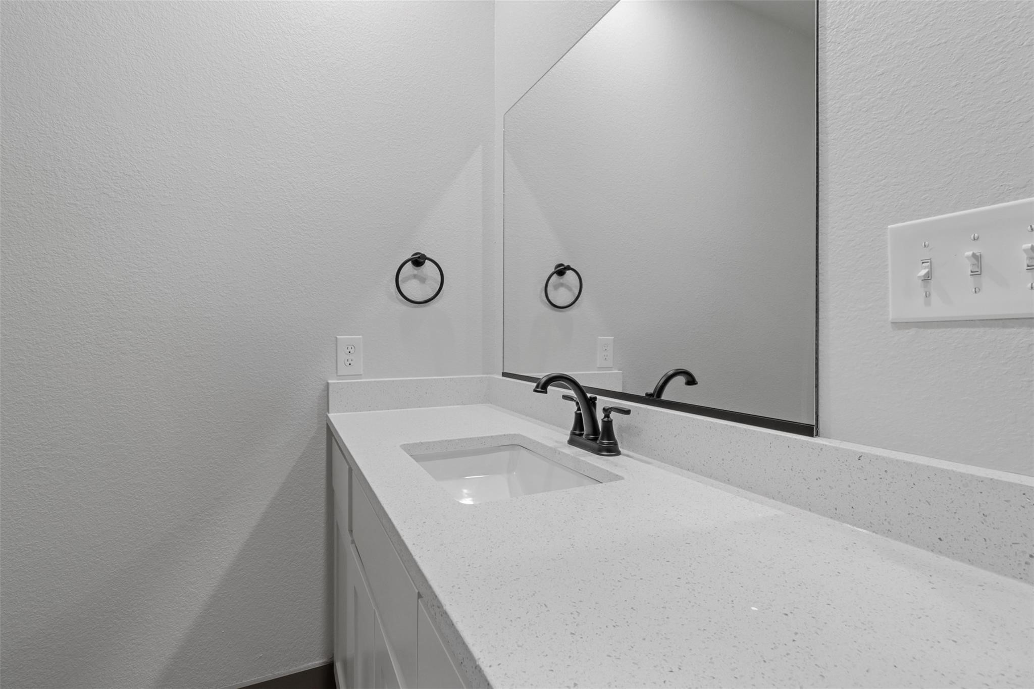 405 W Hull Street Denison TX 75020