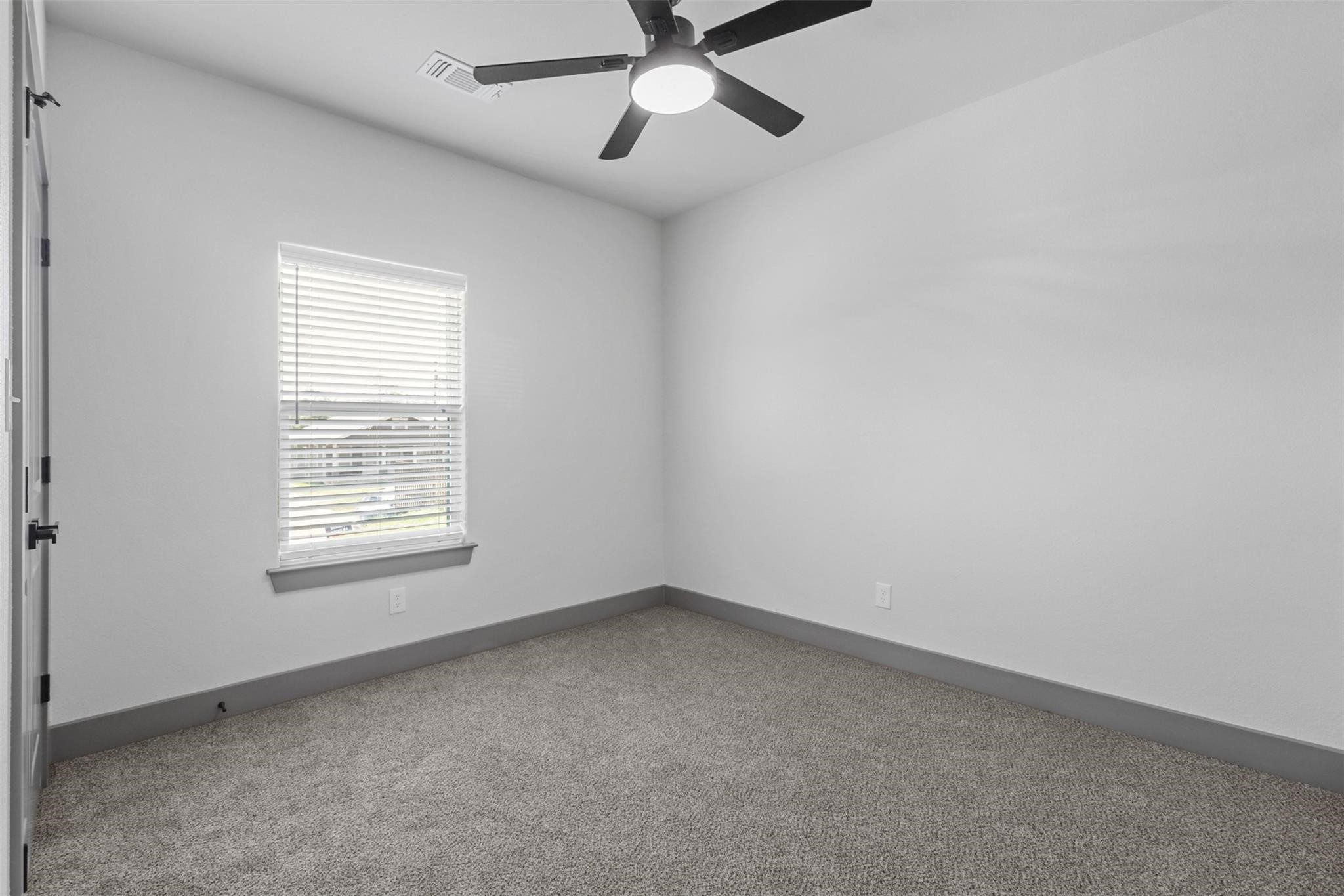 405 W Hull Street Denison TX 75020
