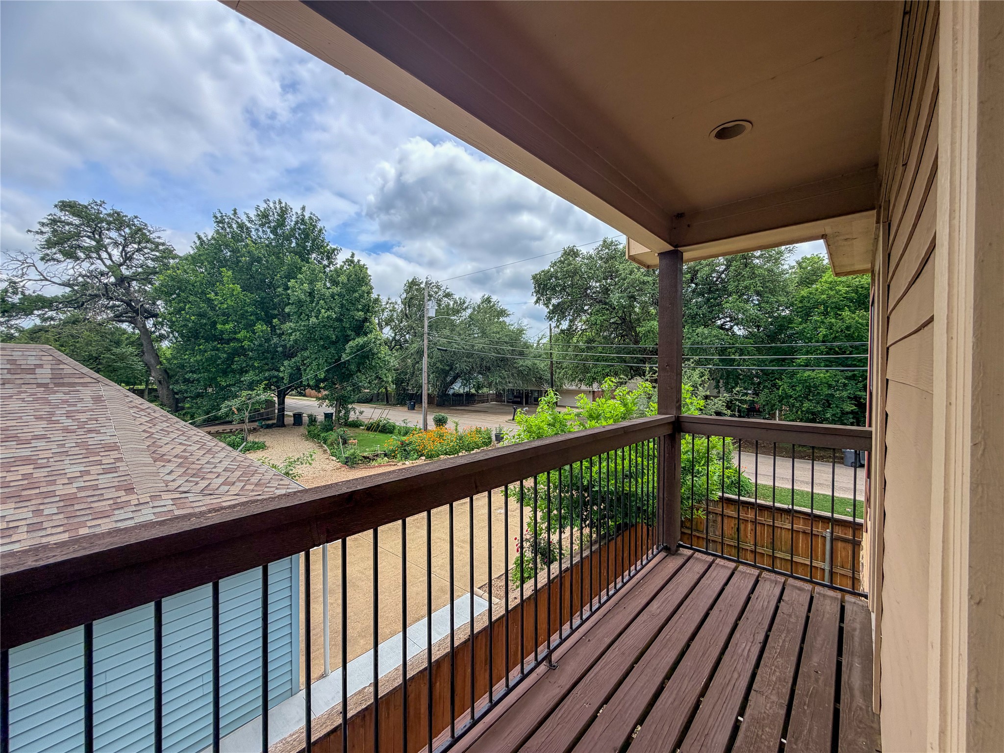 2410 S 2nd Street Waco TX 76706