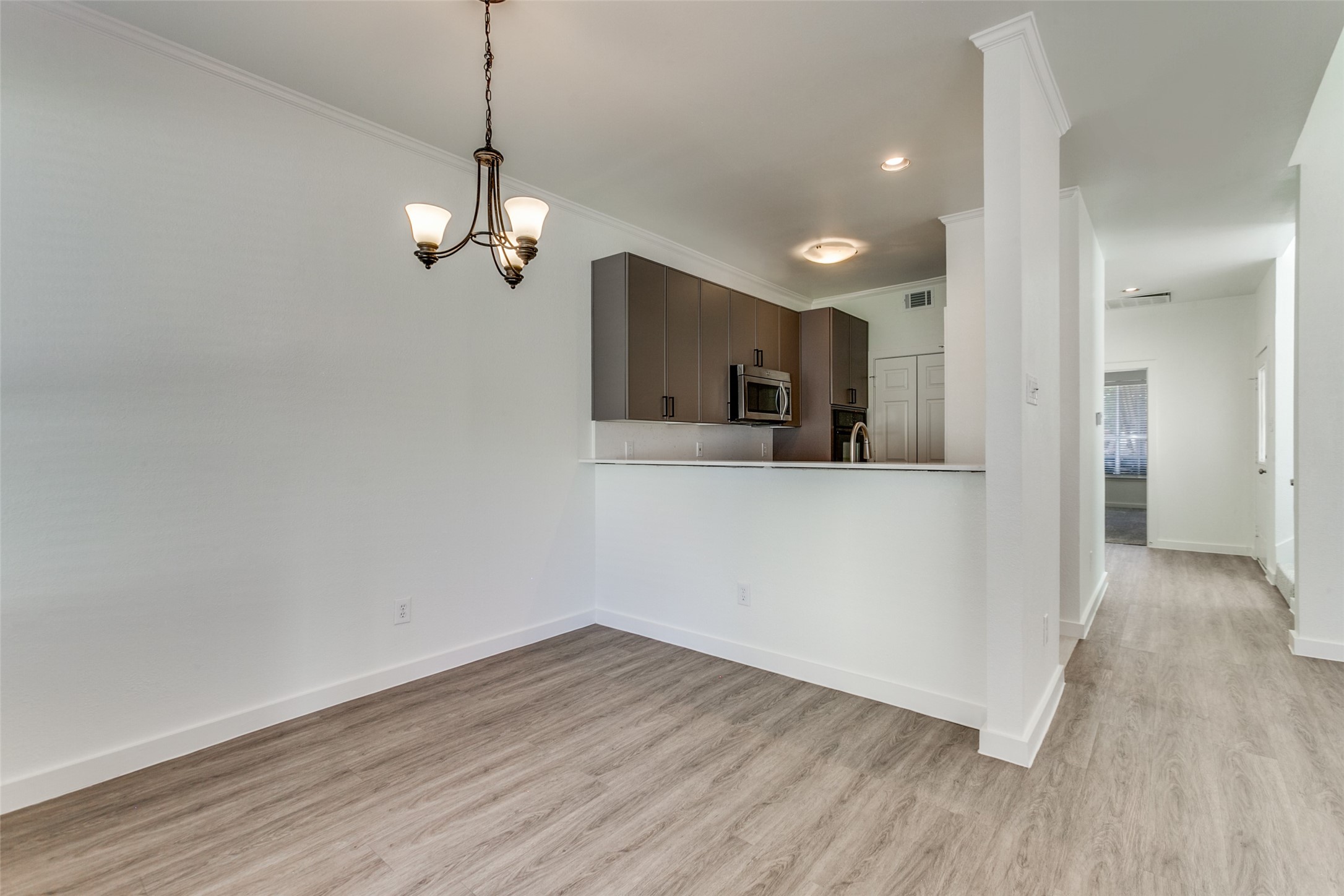 6023 Lloyd Court Dallas TX 75252