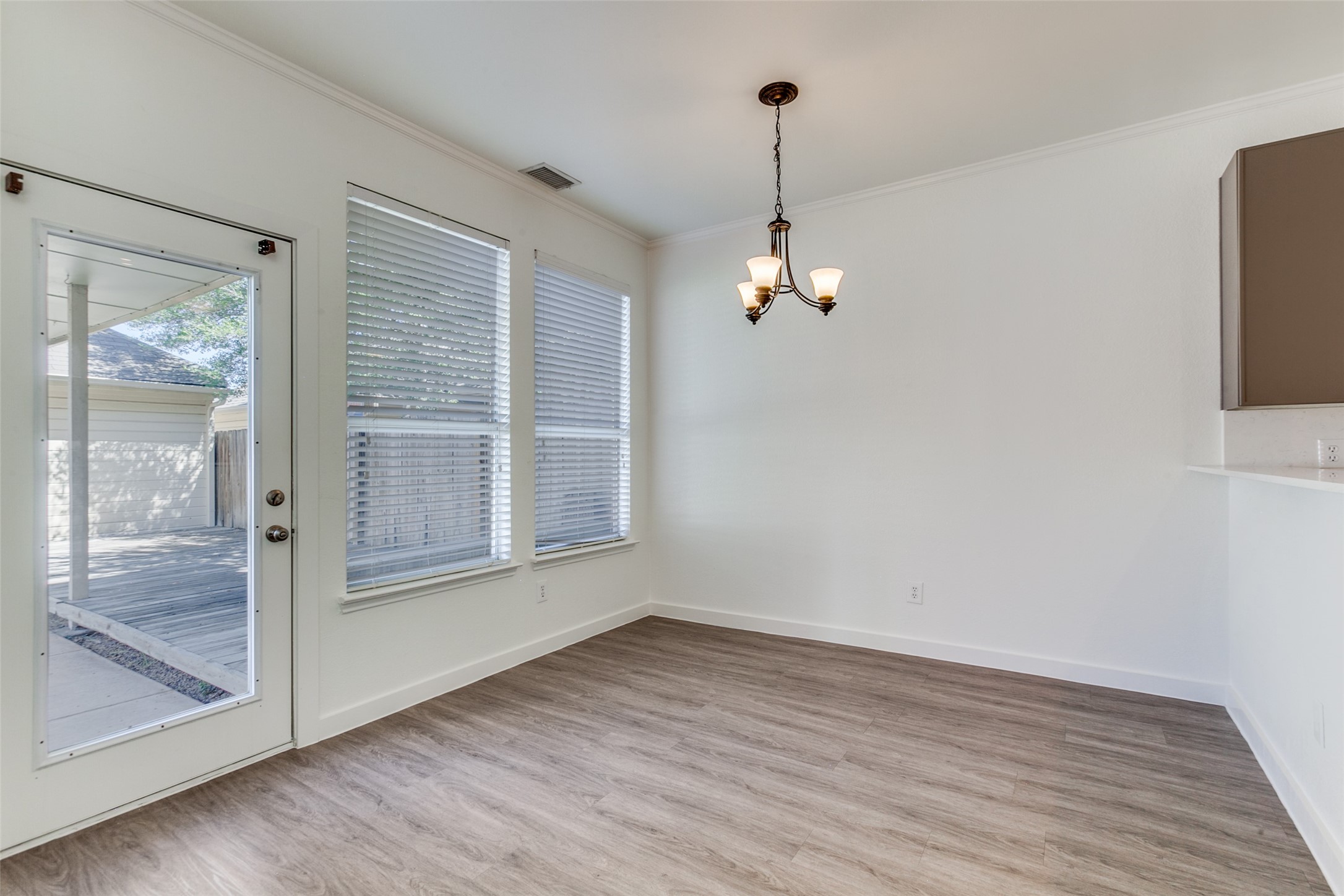 6023 Lloyd Court Dallas TX 75252