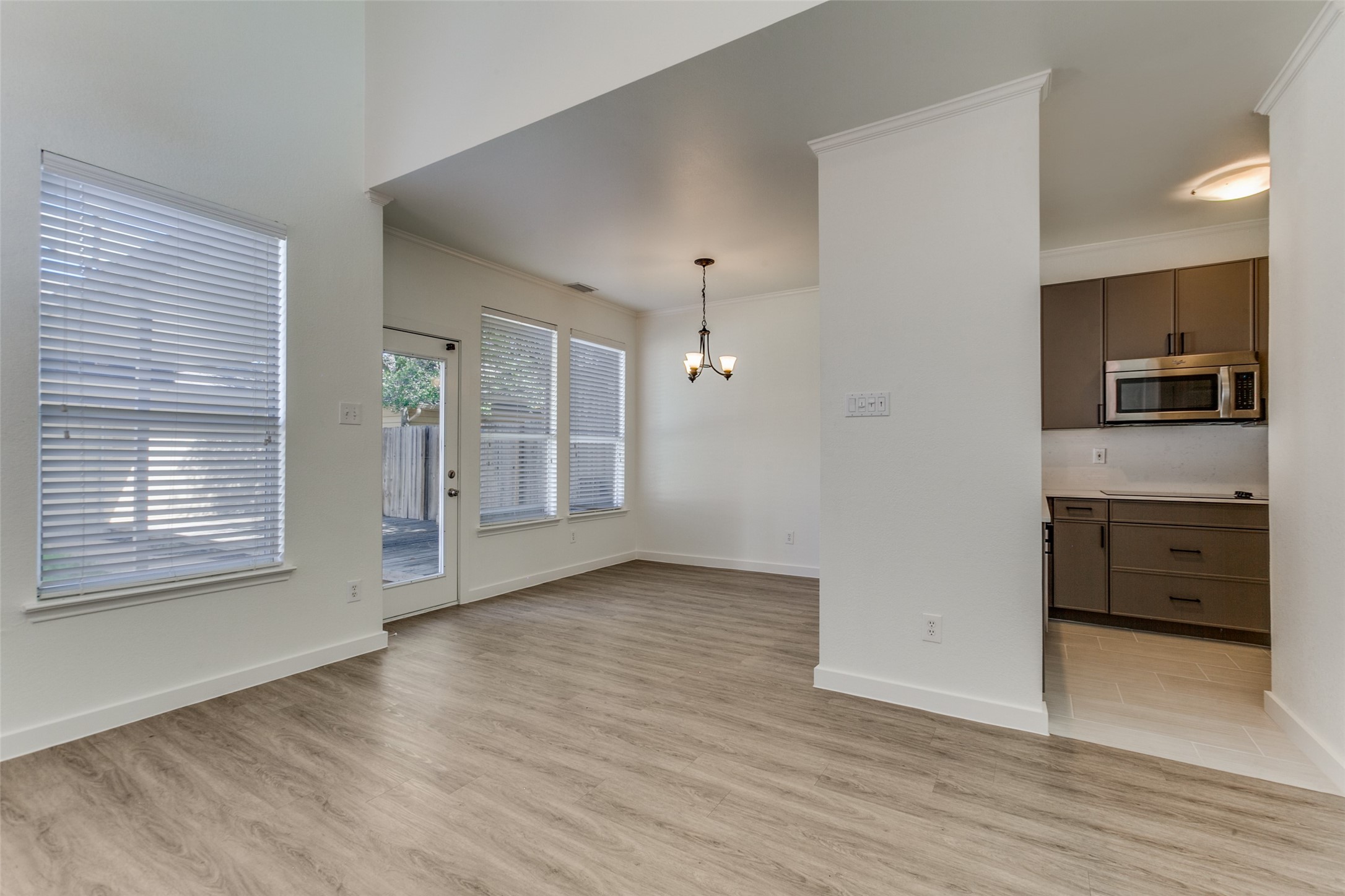 6023 Lloyd Court Dallas TX 75252