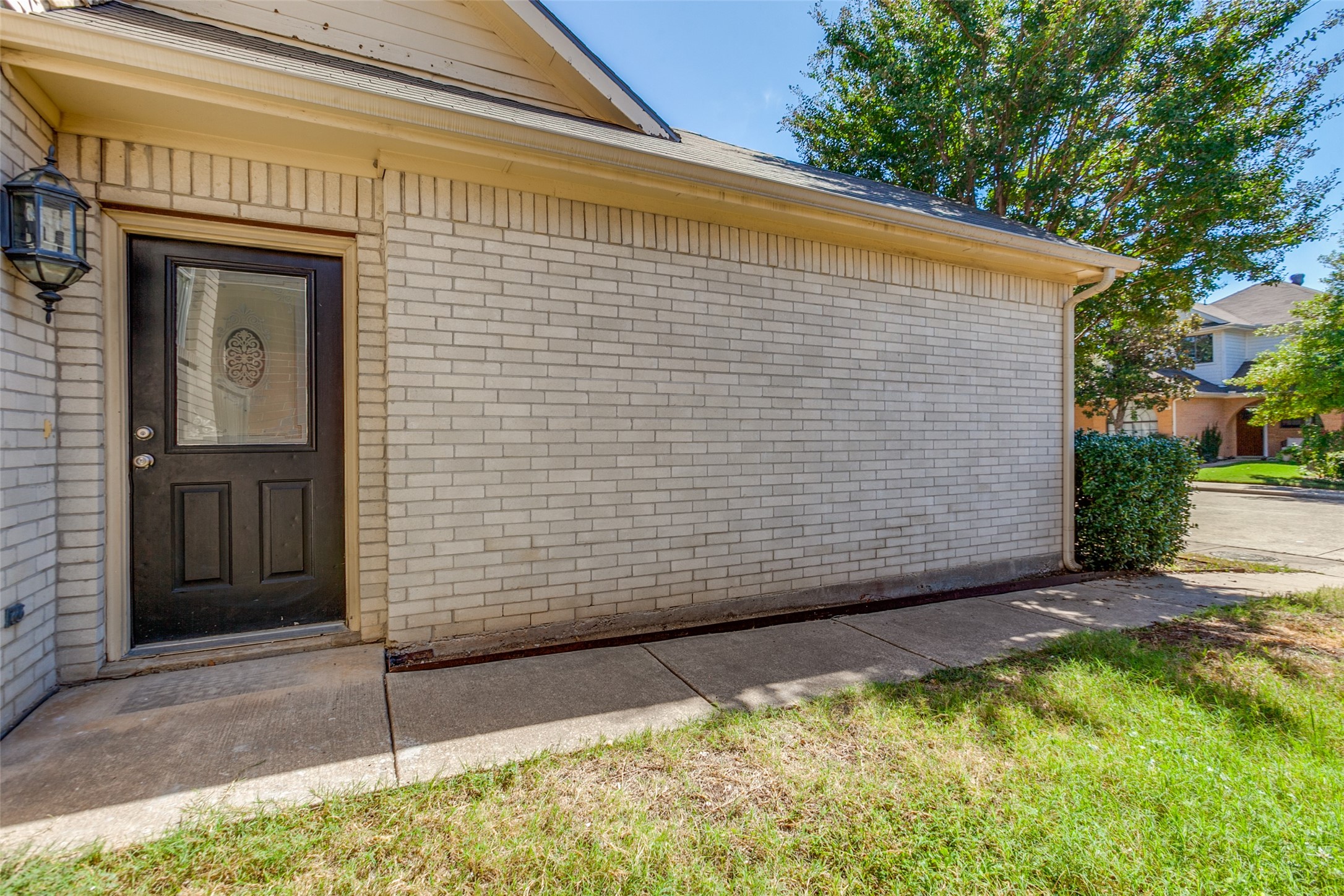 6023 Lloyd Court Dallas TX 75252