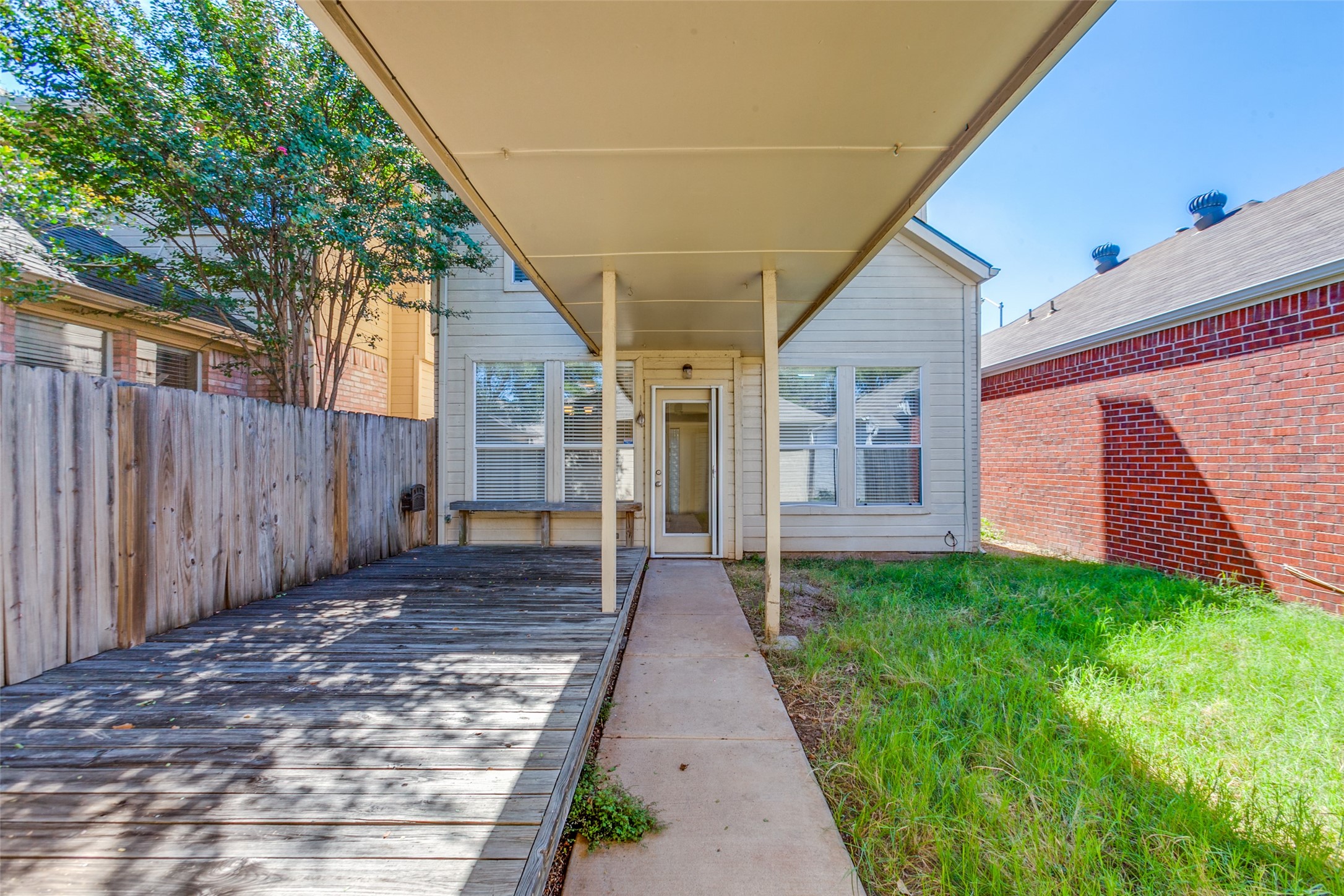 6023 Lloyd Court Dallas TX 75252