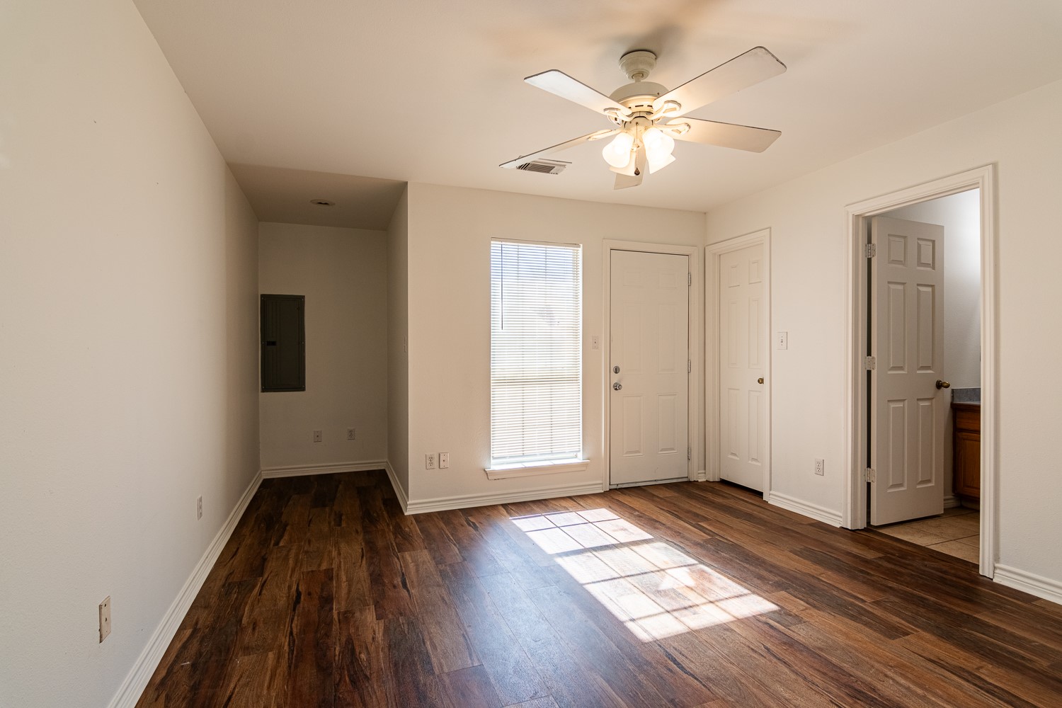 518 Highway 11 Tom Bean TX 75489