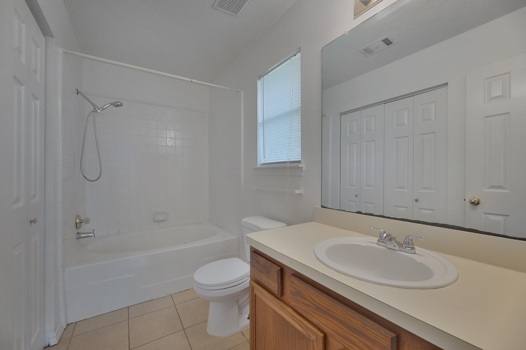12411 Summer Hill Drive Balch Springs TX 75180