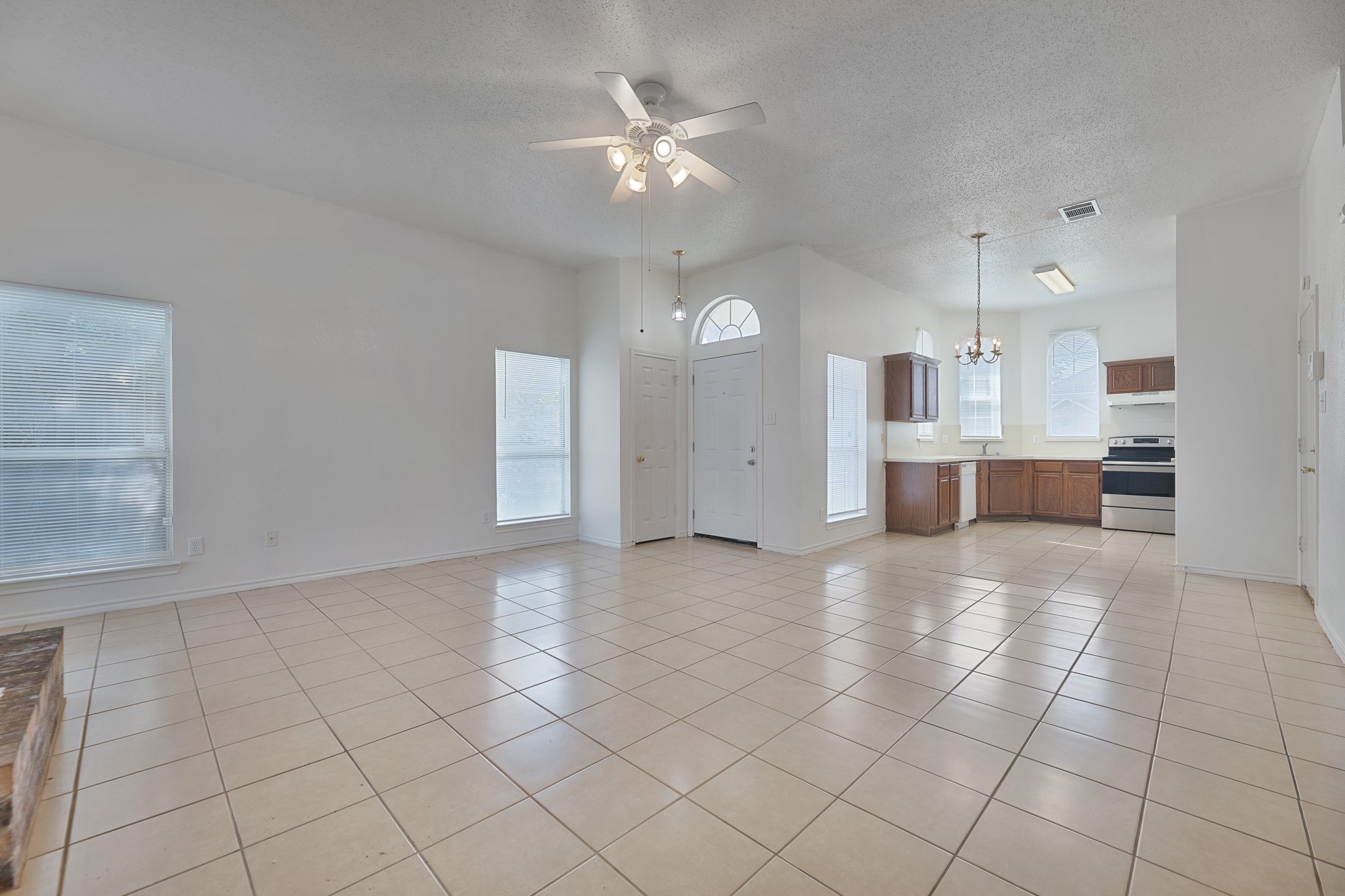 12411 Summer Hill Drive Balch Springs TX 75180