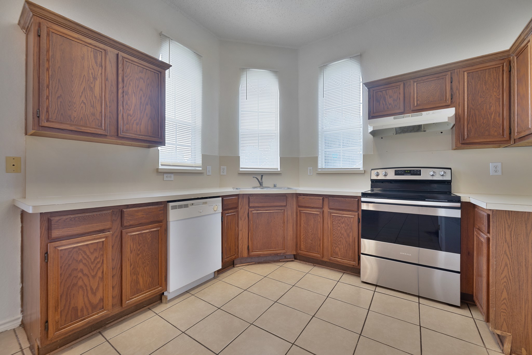 12411 Summer Hill Drive Balch Springs TX 75180