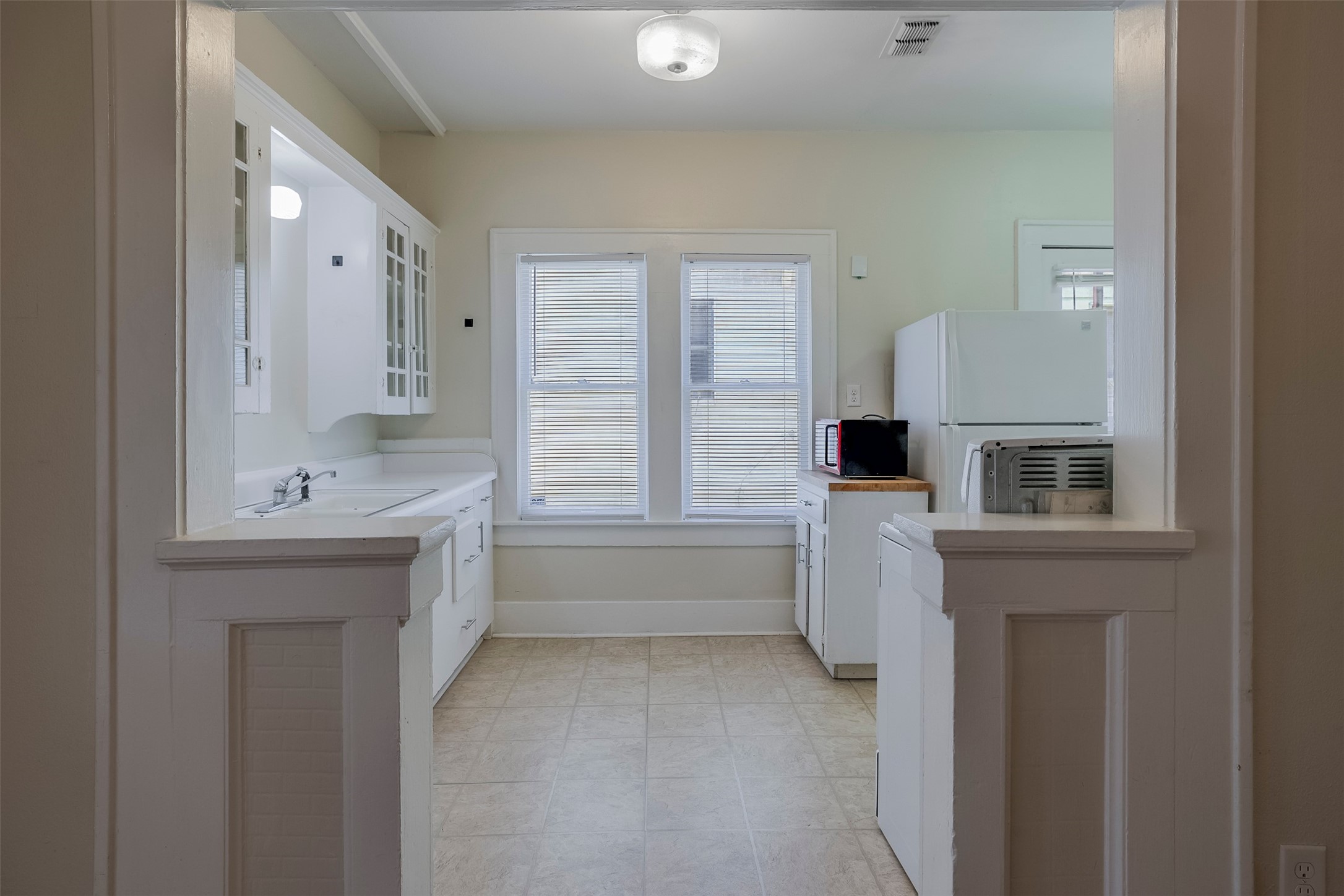 1906 Clover Lane Fort Worth TX 76107