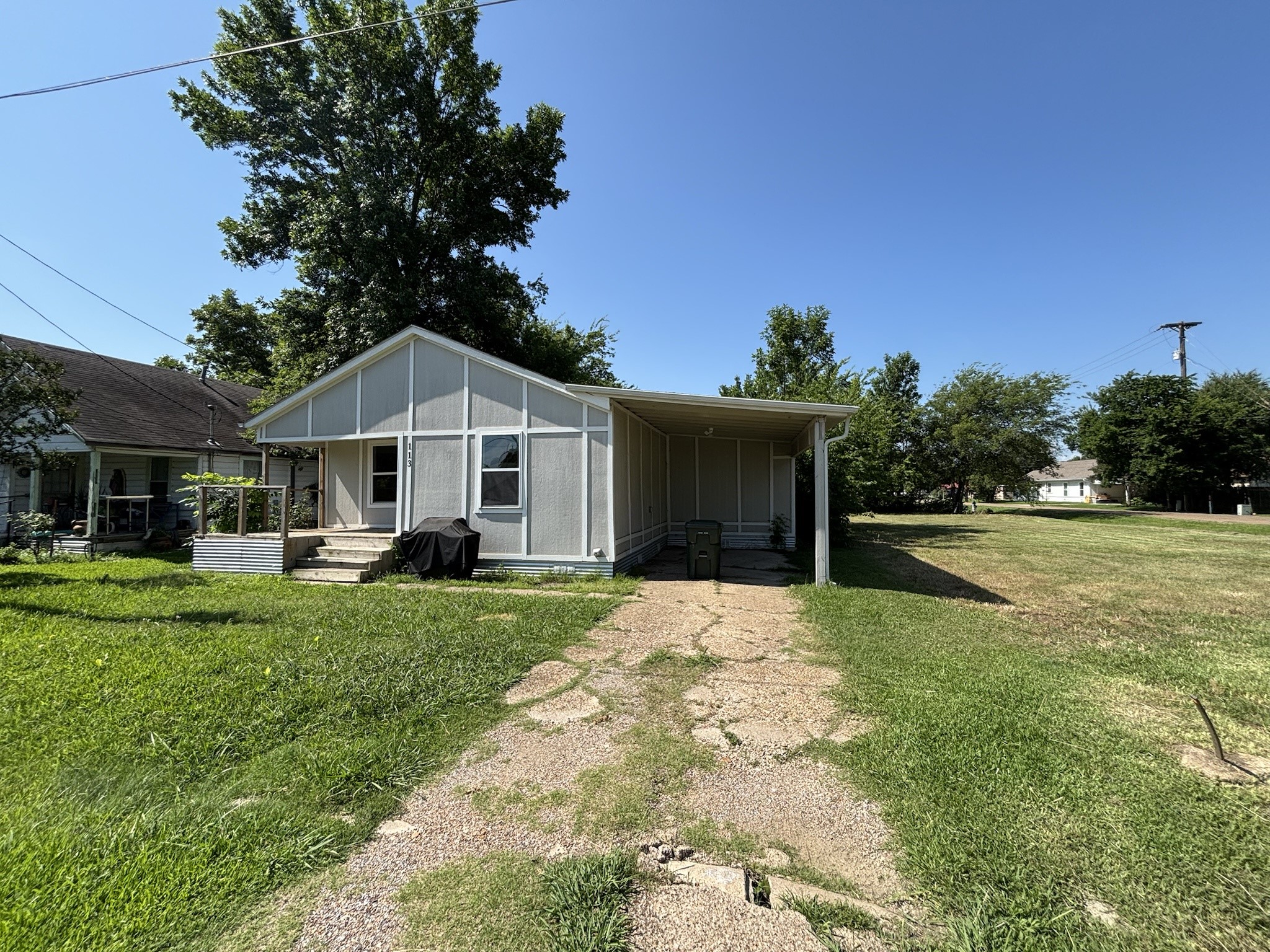 113 W Mt Vernon Street Mabank TX 75147