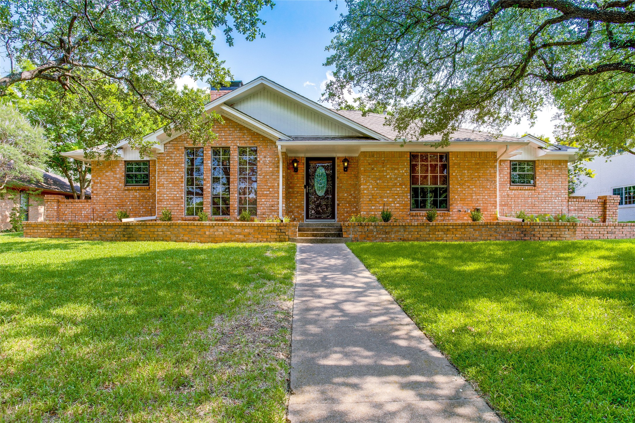 6406 Malcolm Drive Dallas TX 75214