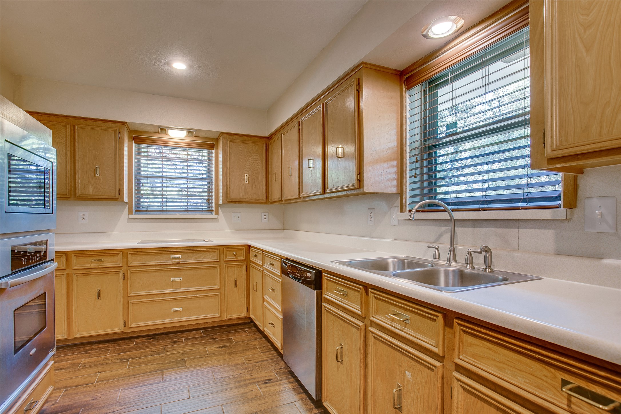 6406 Malcolm Drive Dallas TX 75214