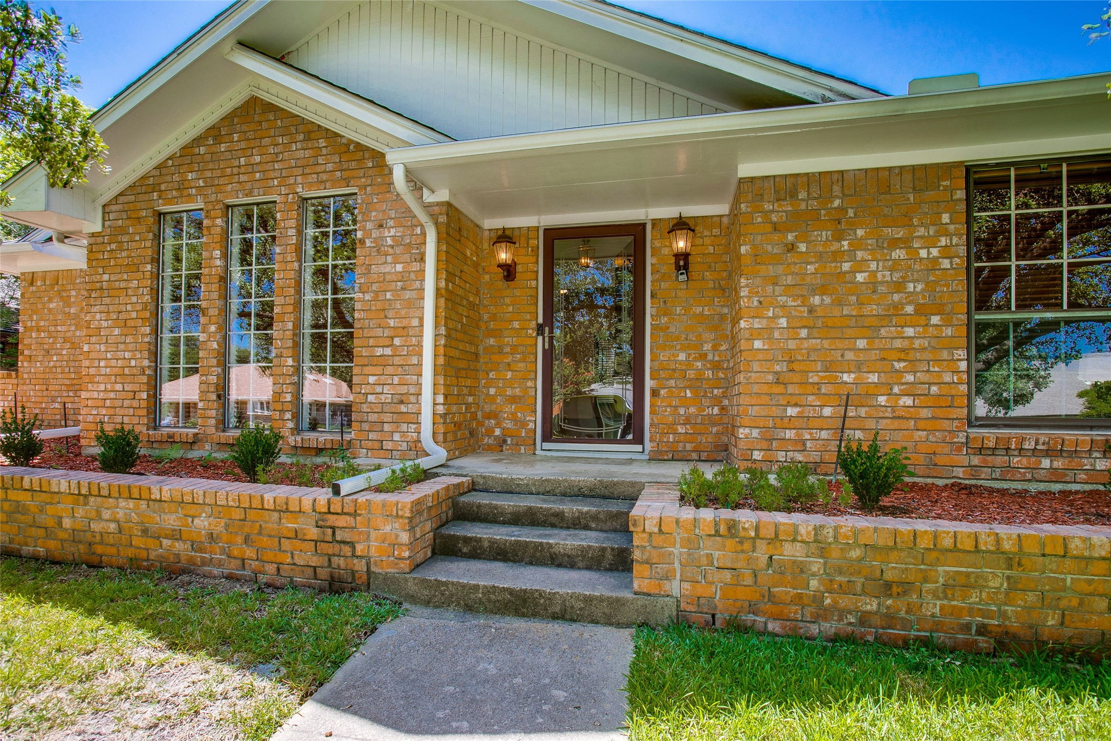 6406 Malcolm Drive Dallas TX 75214