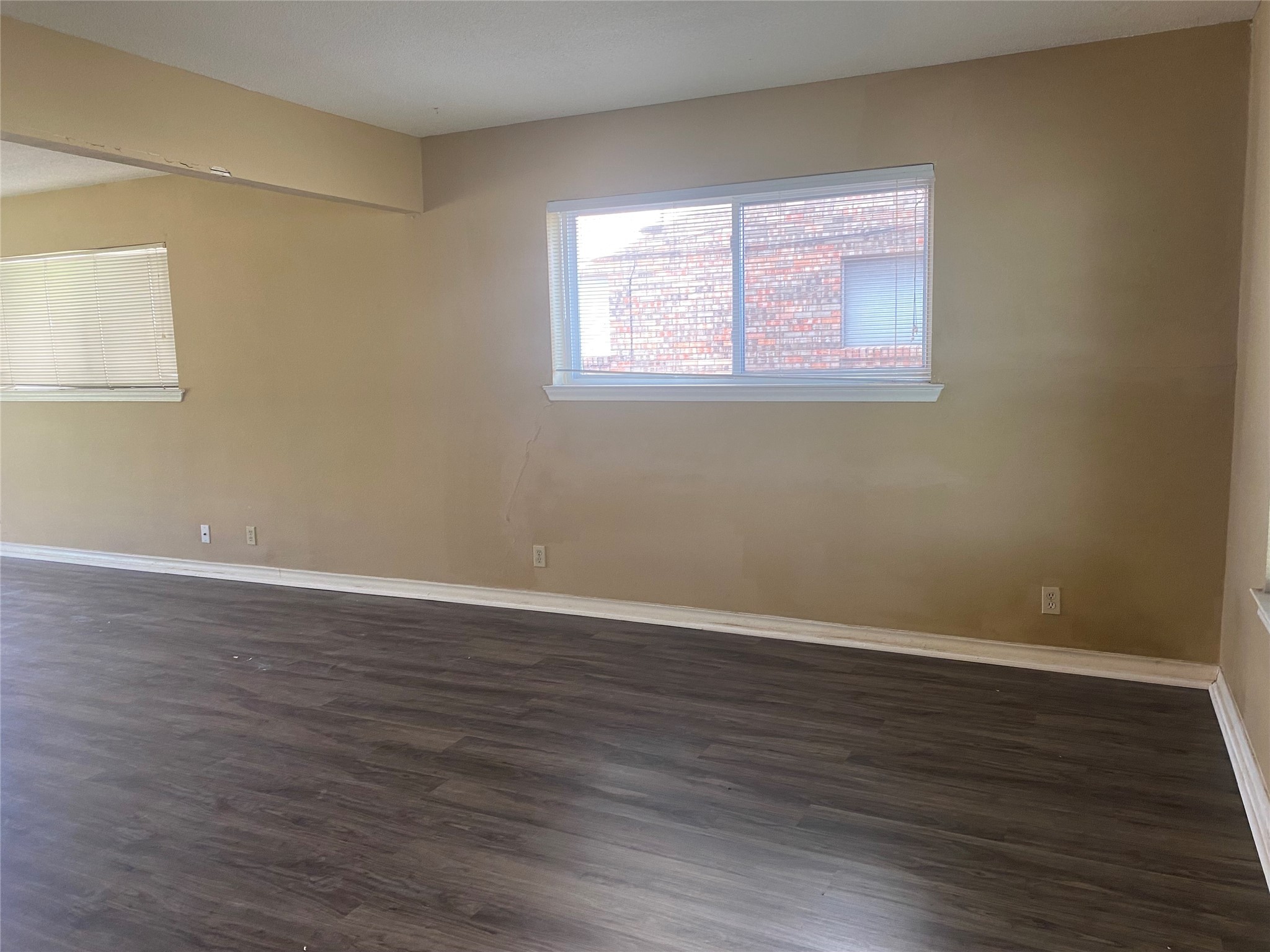 1710 N Travis Street Sherman TX 75092