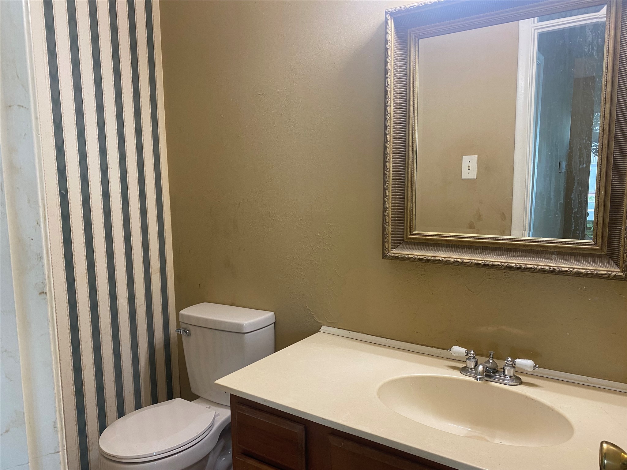 1710 N Travis Street Sherman TX 75092