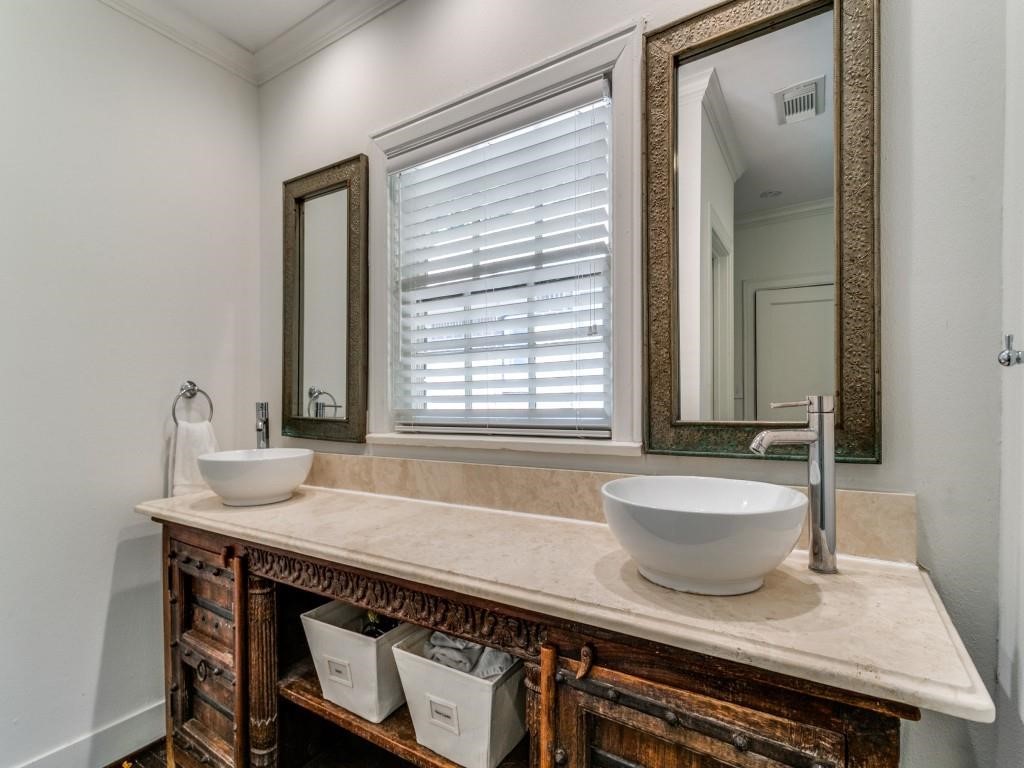6313 Belmont Avenue Dallas TX 75214