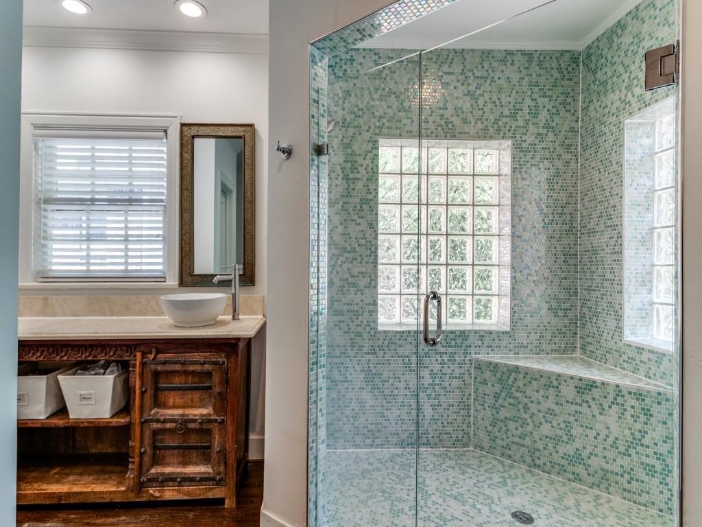 6313 Belmont Avenue Dallas TX 75214