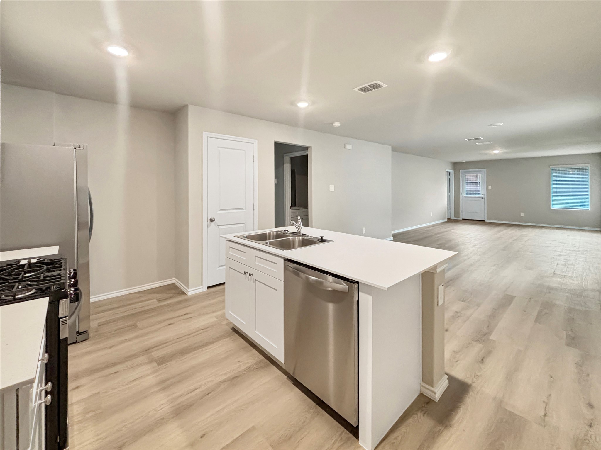 5544 Flannel Lane Krum TX 76249