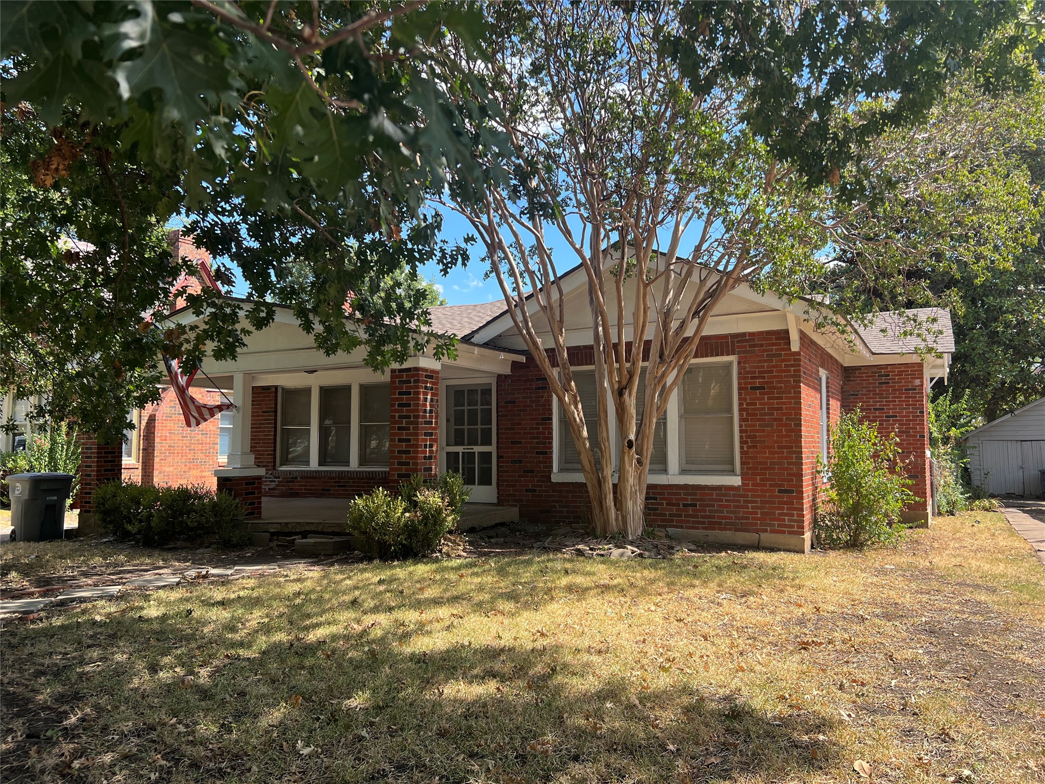 5242 Richard Avenue Dallas TX 75206