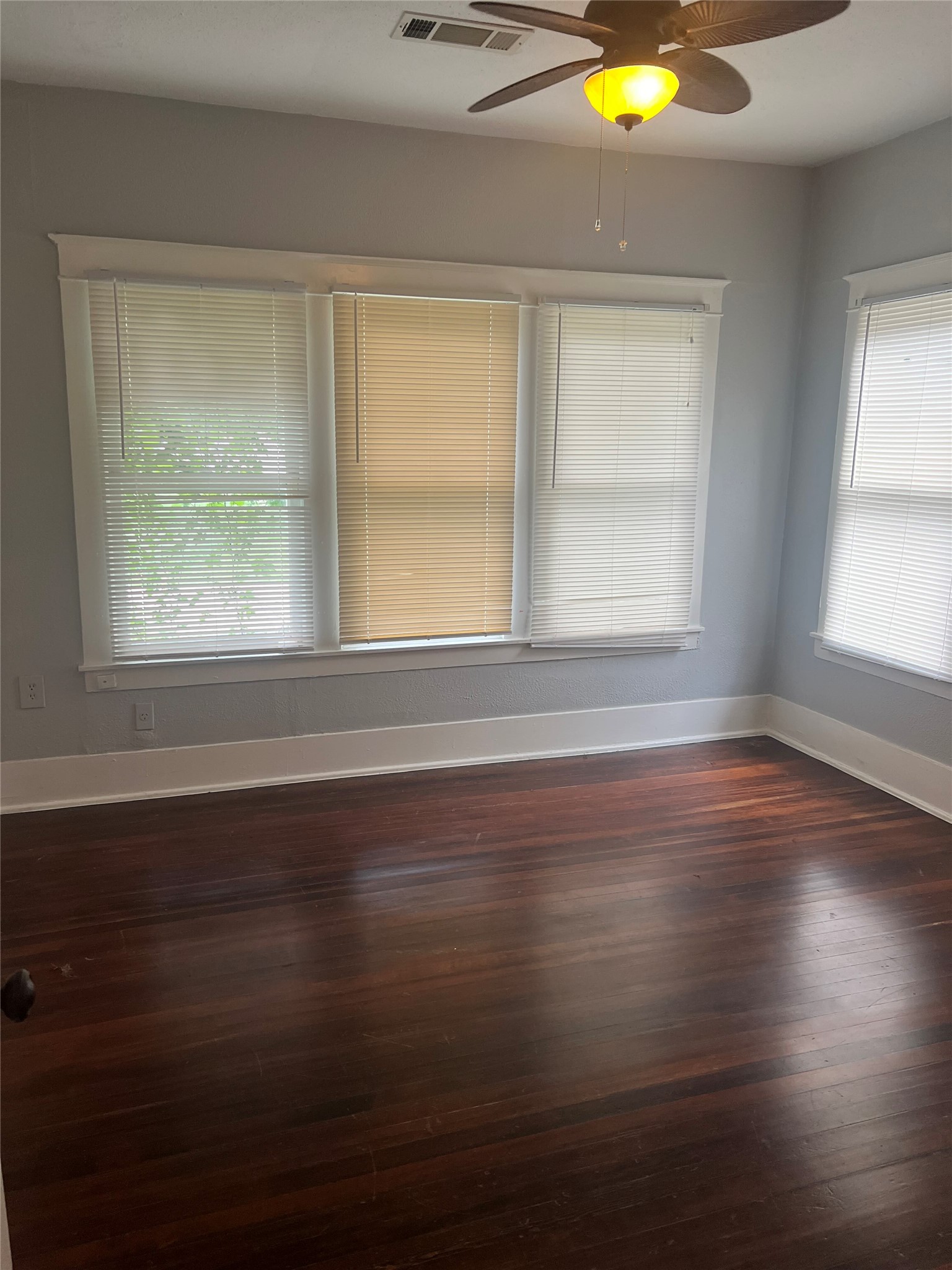 5242 Richard Avenue Dallas TX 75206