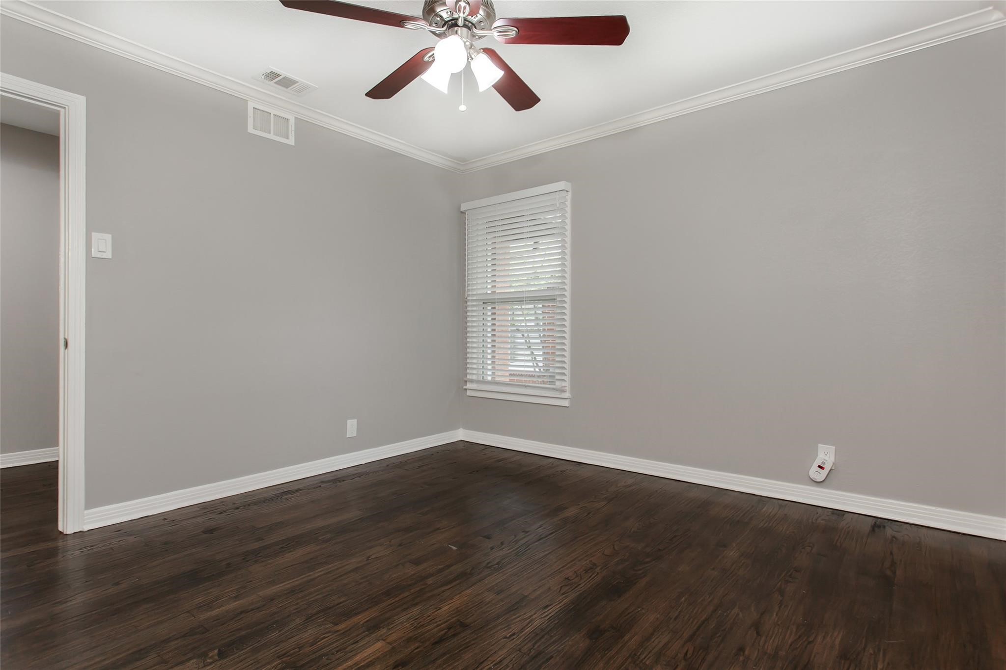 570 Bondstone Drive Dallas TX 75218
