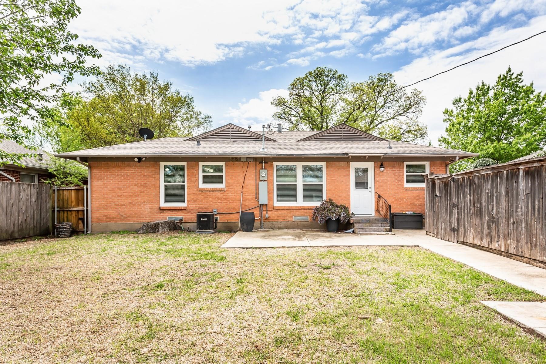 570 Bondstone Drive Dallas TX 75218
