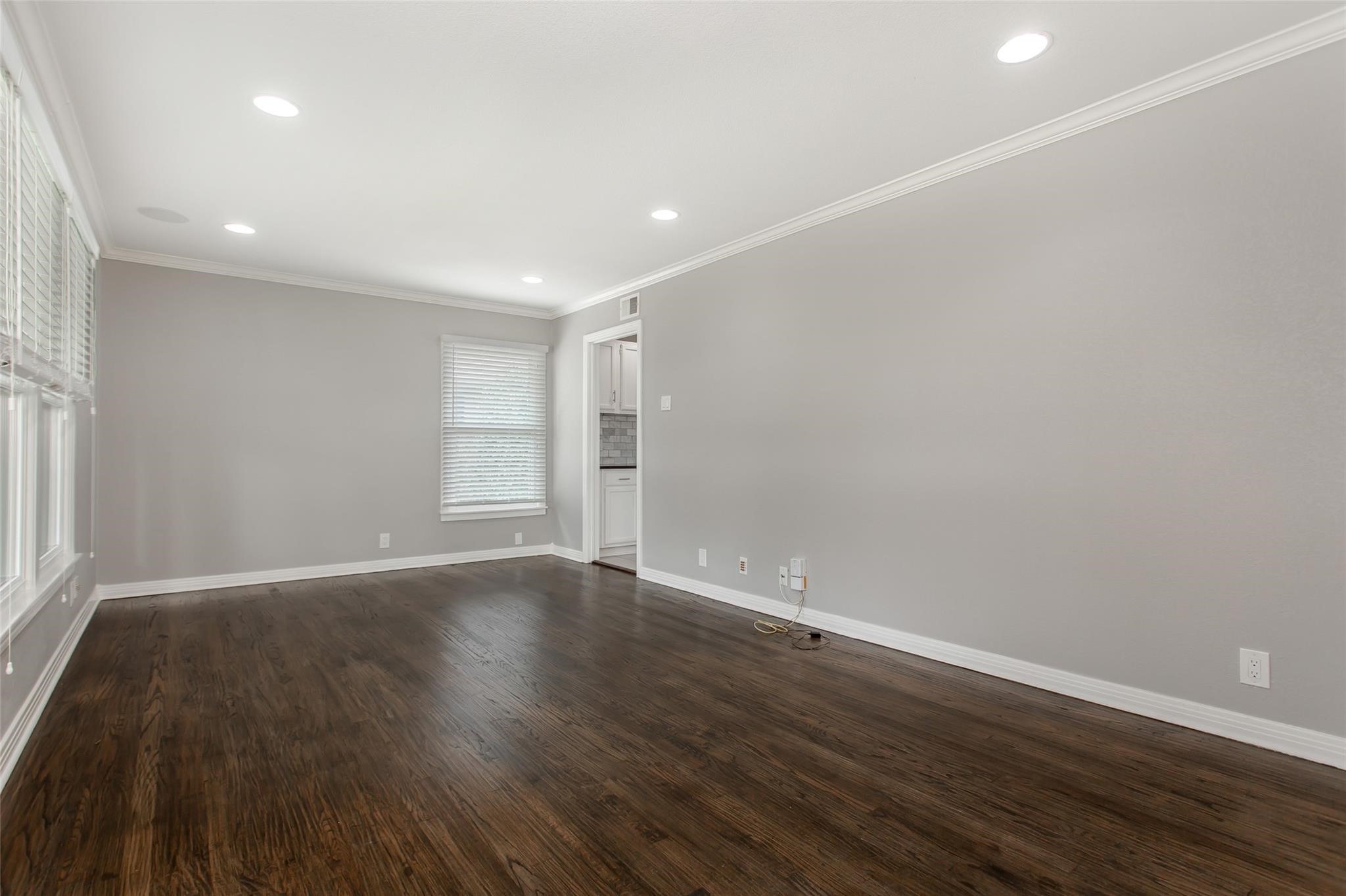 570 Bondstone Drive Dallas TX 75218