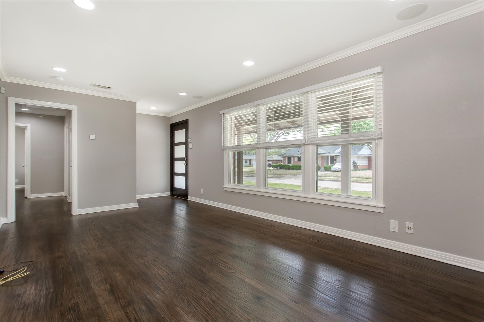 570 Bondstone Drive Dallas TX 75218