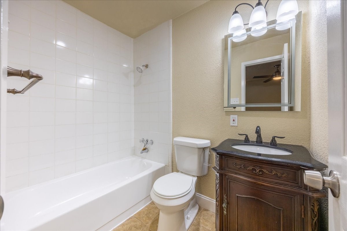 5709 Denise Drive Haltom City TX 76148