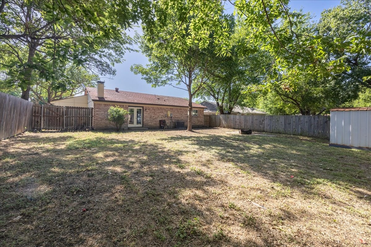 5709 Denise Drive Haltom City TX 76148