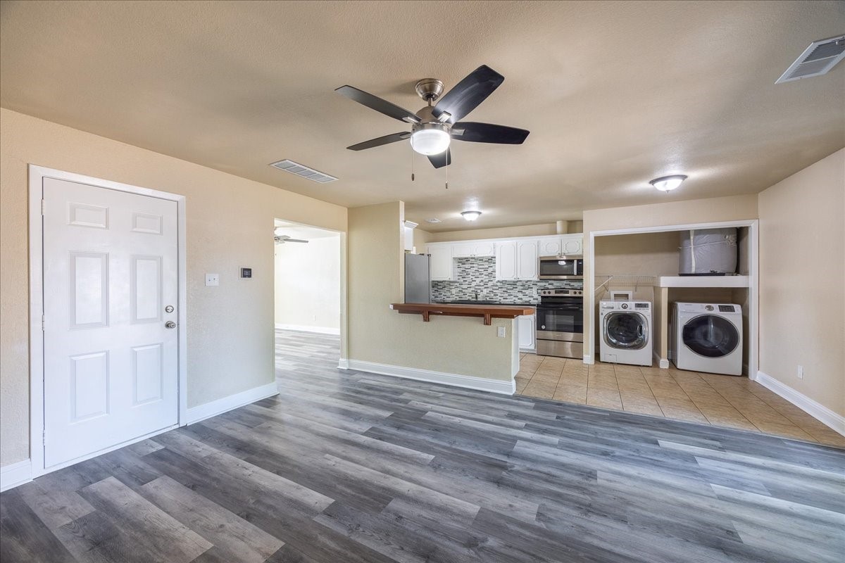5709 Denise Drive Haltom City TX 76148