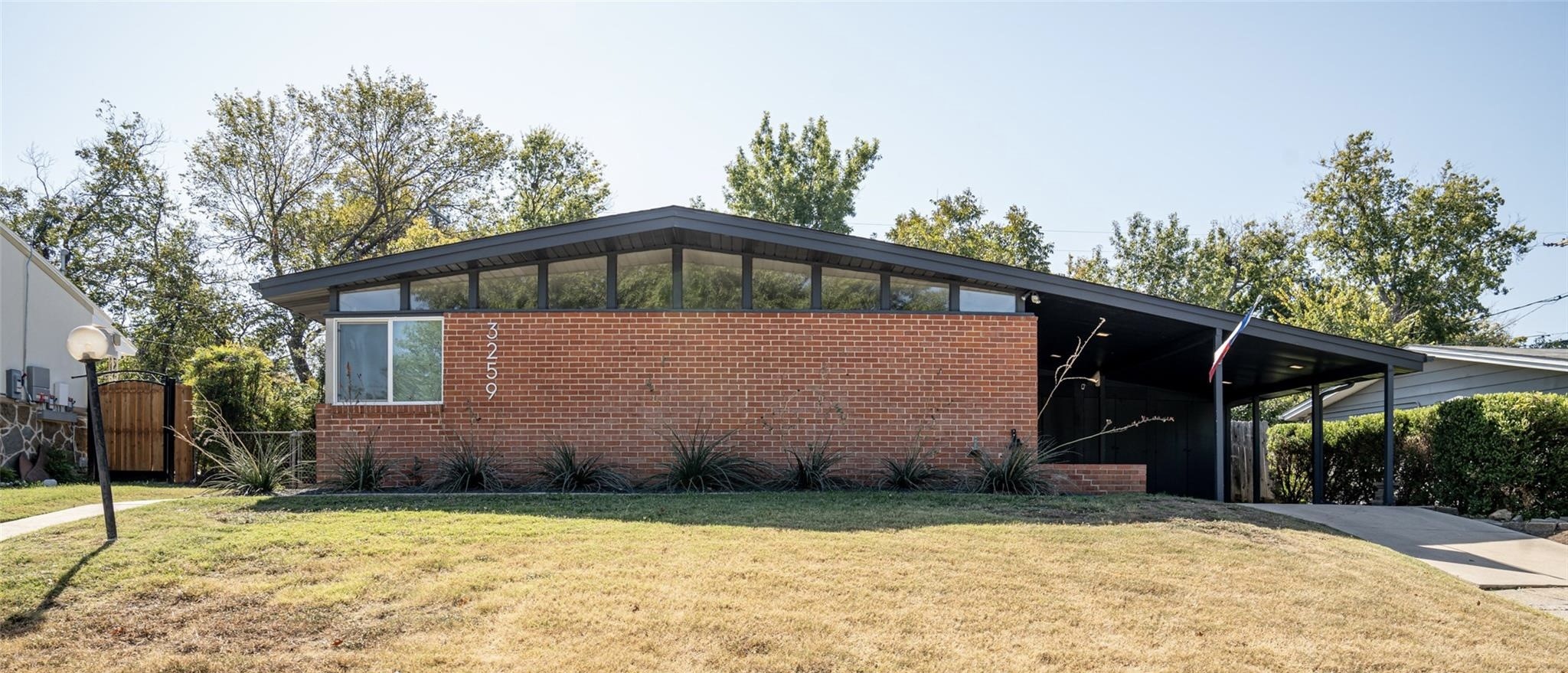 3259 Binyon Street Fort Worth TX 76133