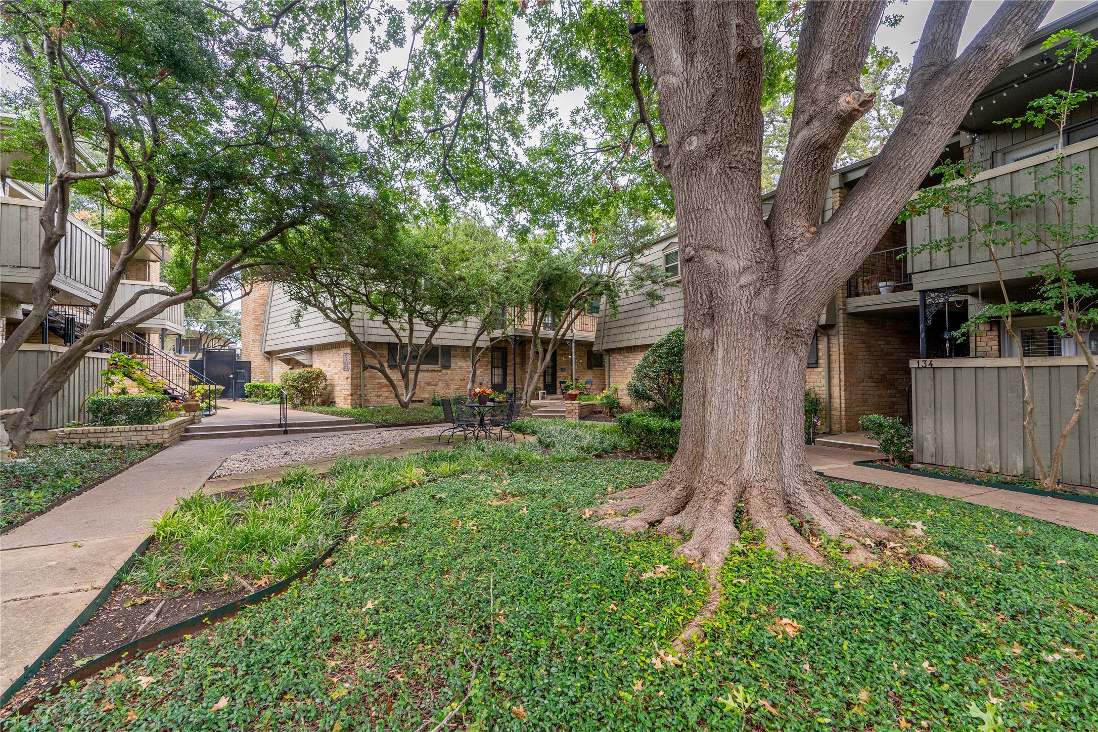 7707 Meadow Park Drive Dallas TX 75230