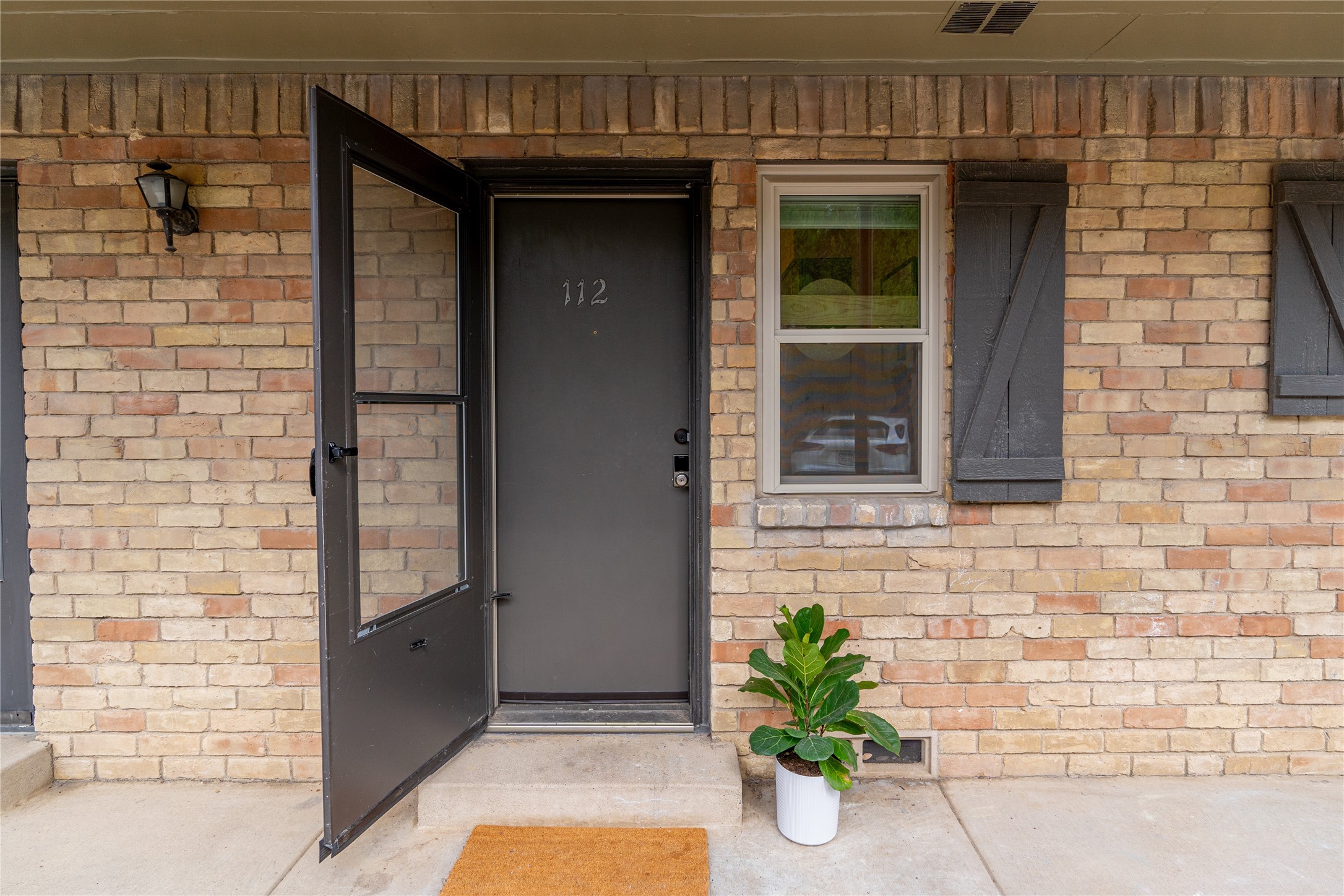 7707 Meadow Park Drive Dallas TX 75230