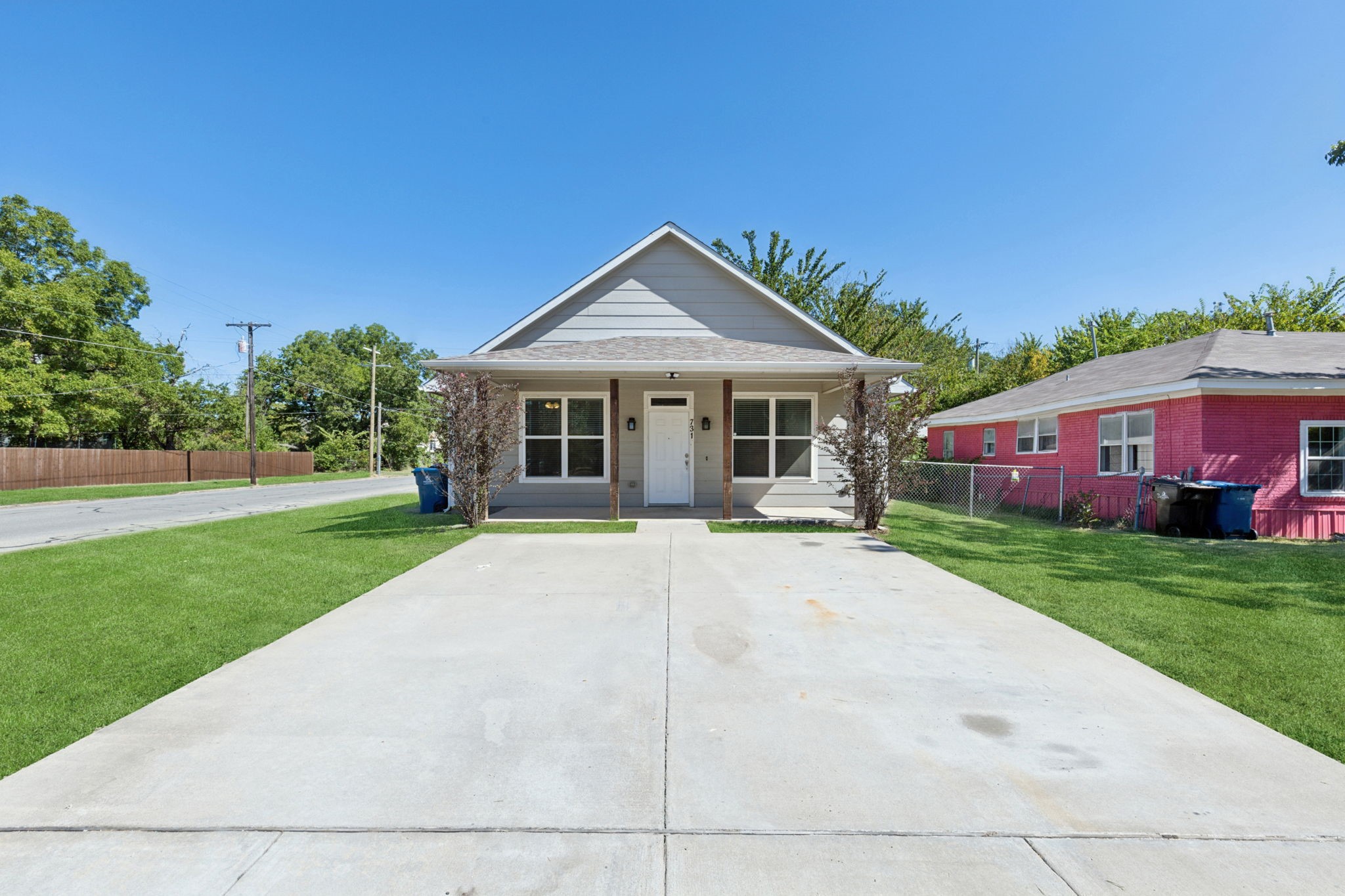 731 W Bond Street Denison TX 75020