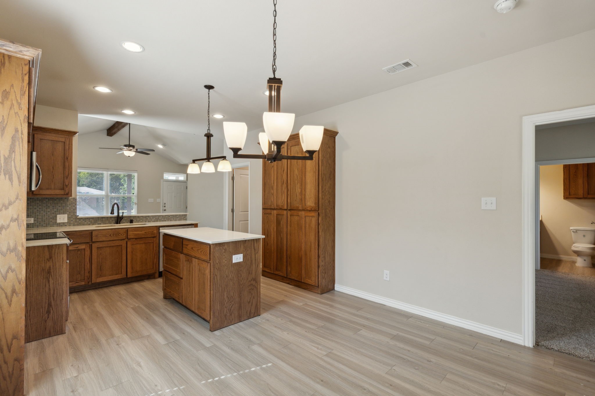 731 W Bond Street Denison TX 75020