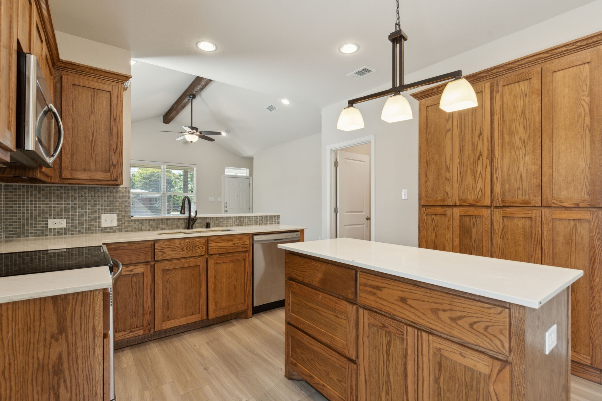 731 W Bond Street Denison TX 75020
