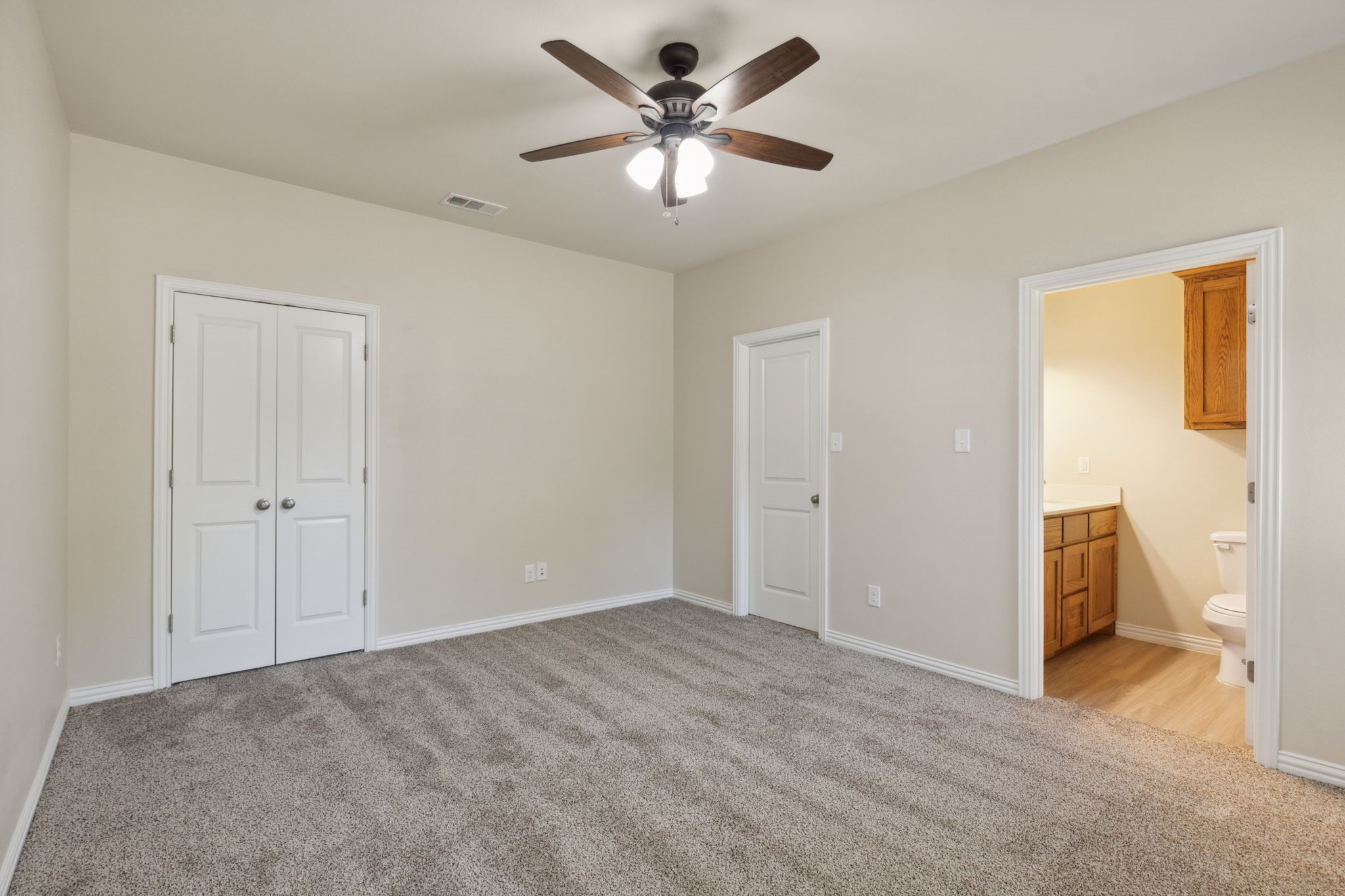 731 W Bond Street Denison TX 75020