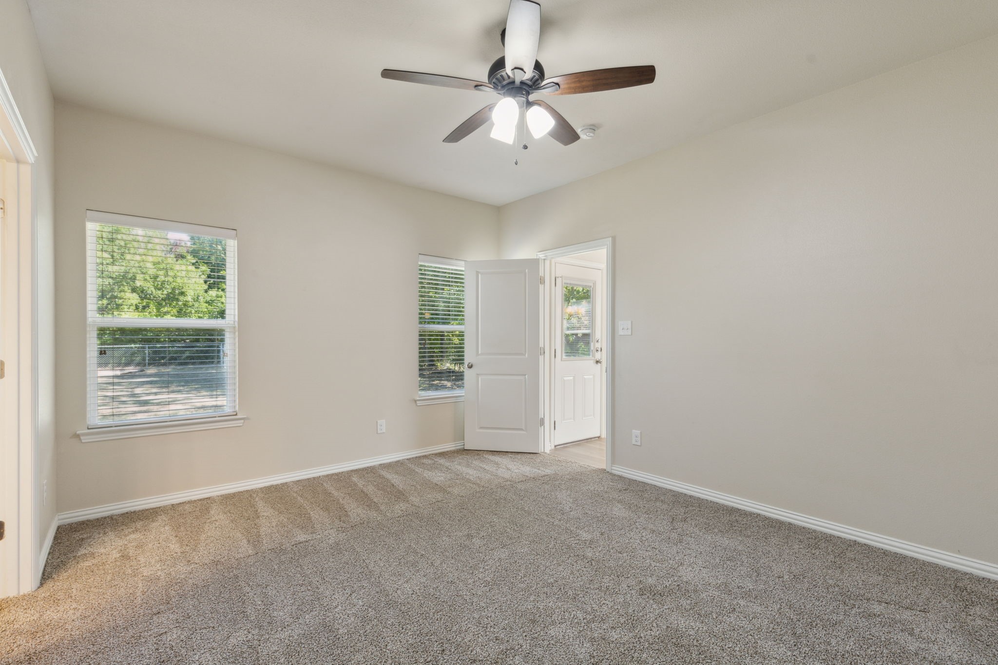 731 W Bond Street Denison TX 75020