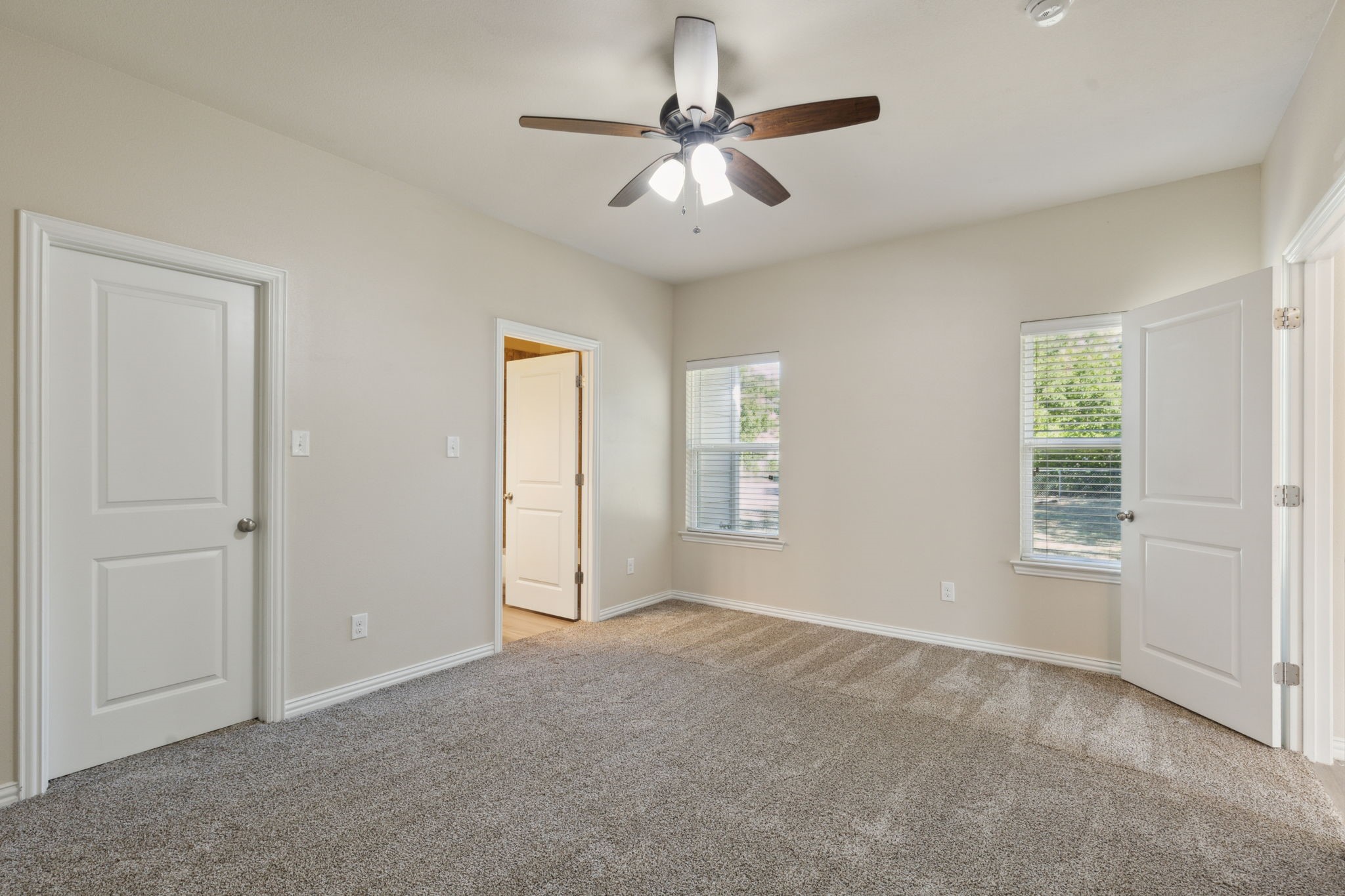 731 W Bond Street Denison TX 75020