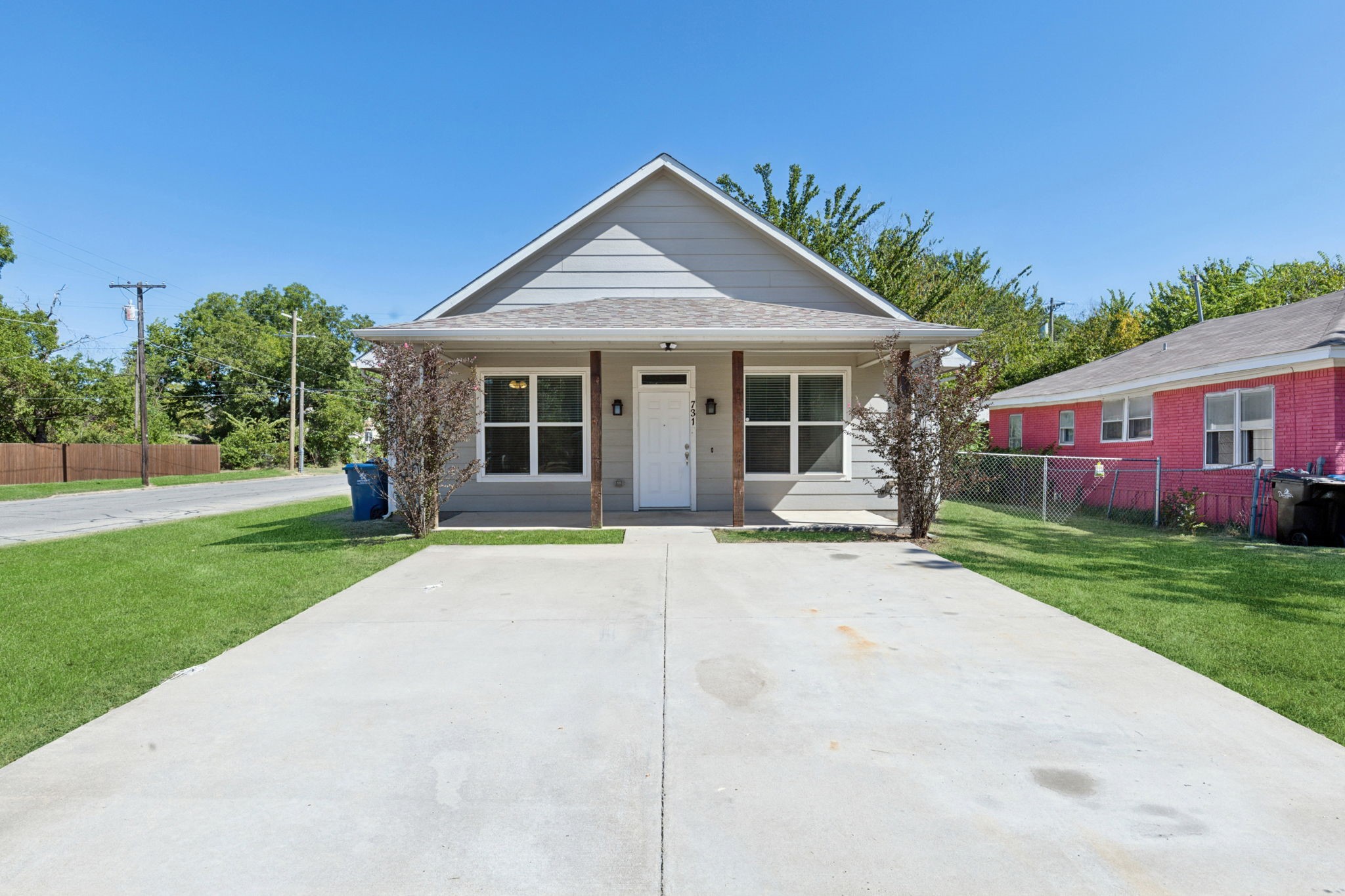 731 W Bond Street Denison TX 75020