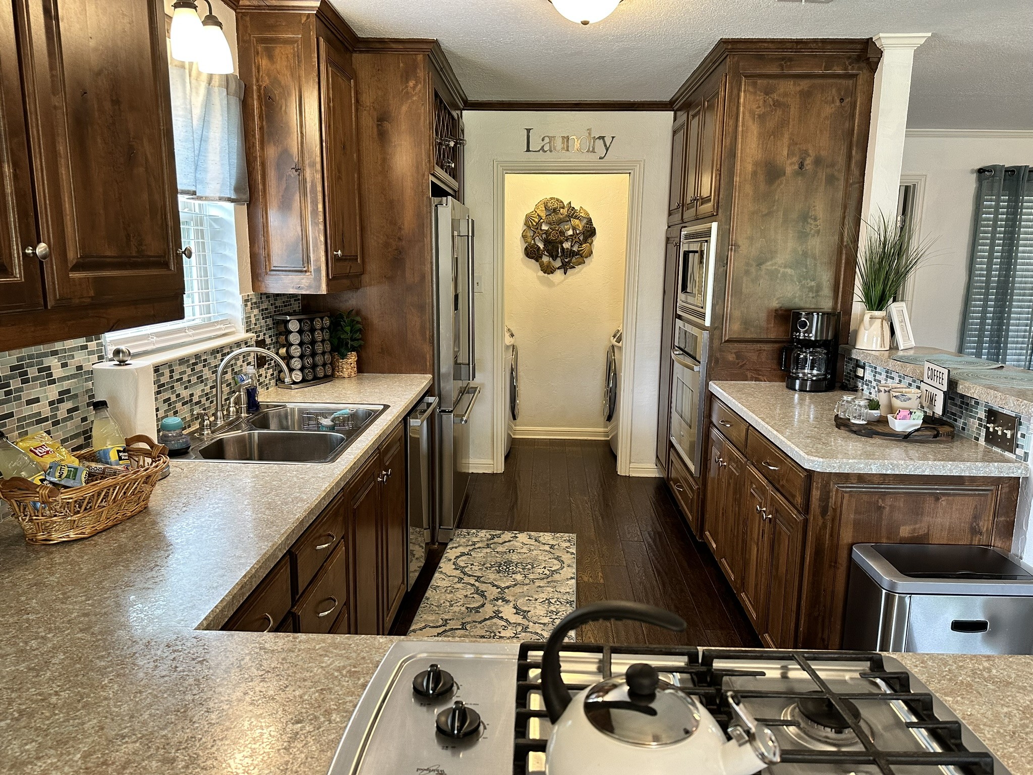 3713 Lake Vista Court Granbury TX 76049