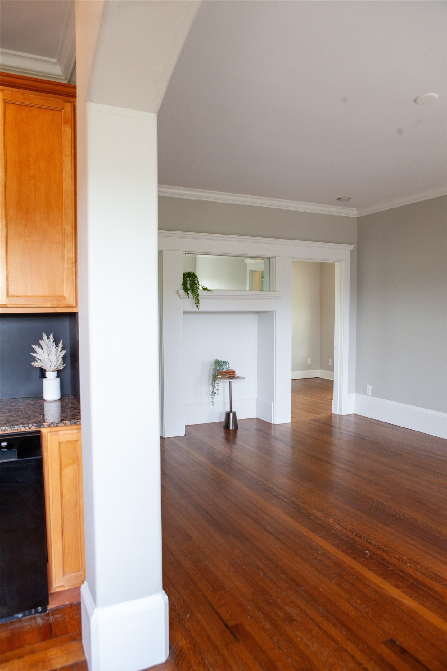5347 Lewis Street Dallas TX 75206