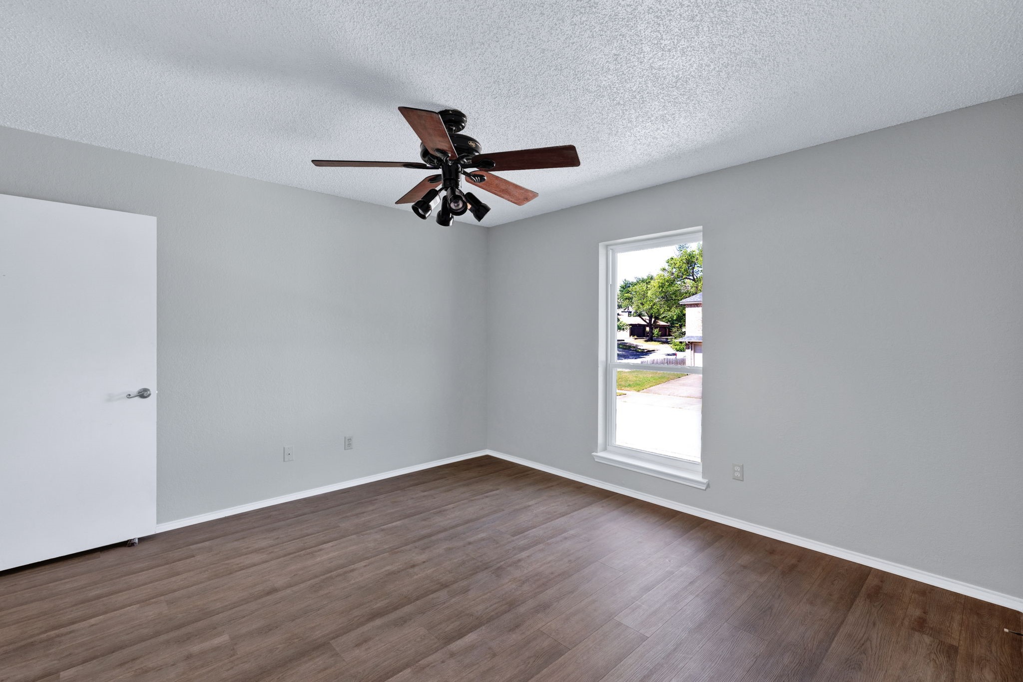 134 Main Place Euless TX 76040