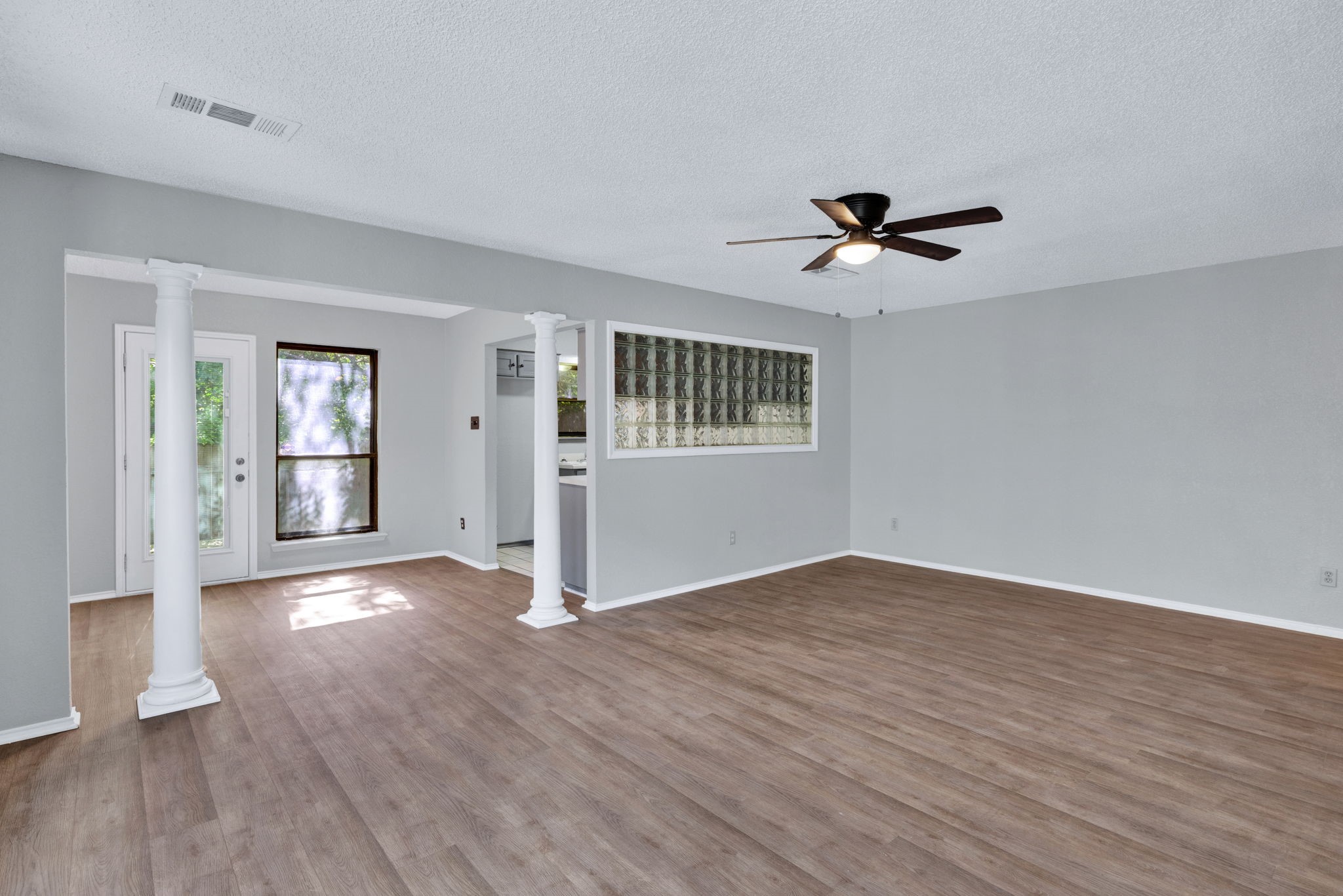 134 Main Place Euless TX 76040