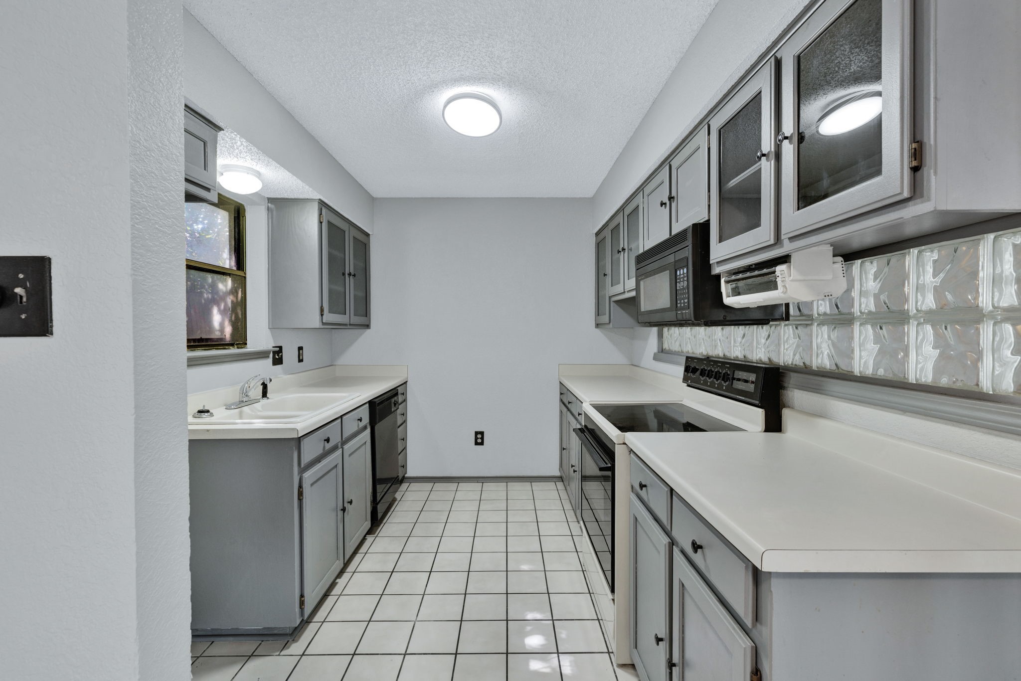 134 Main Place Euless TX 76040