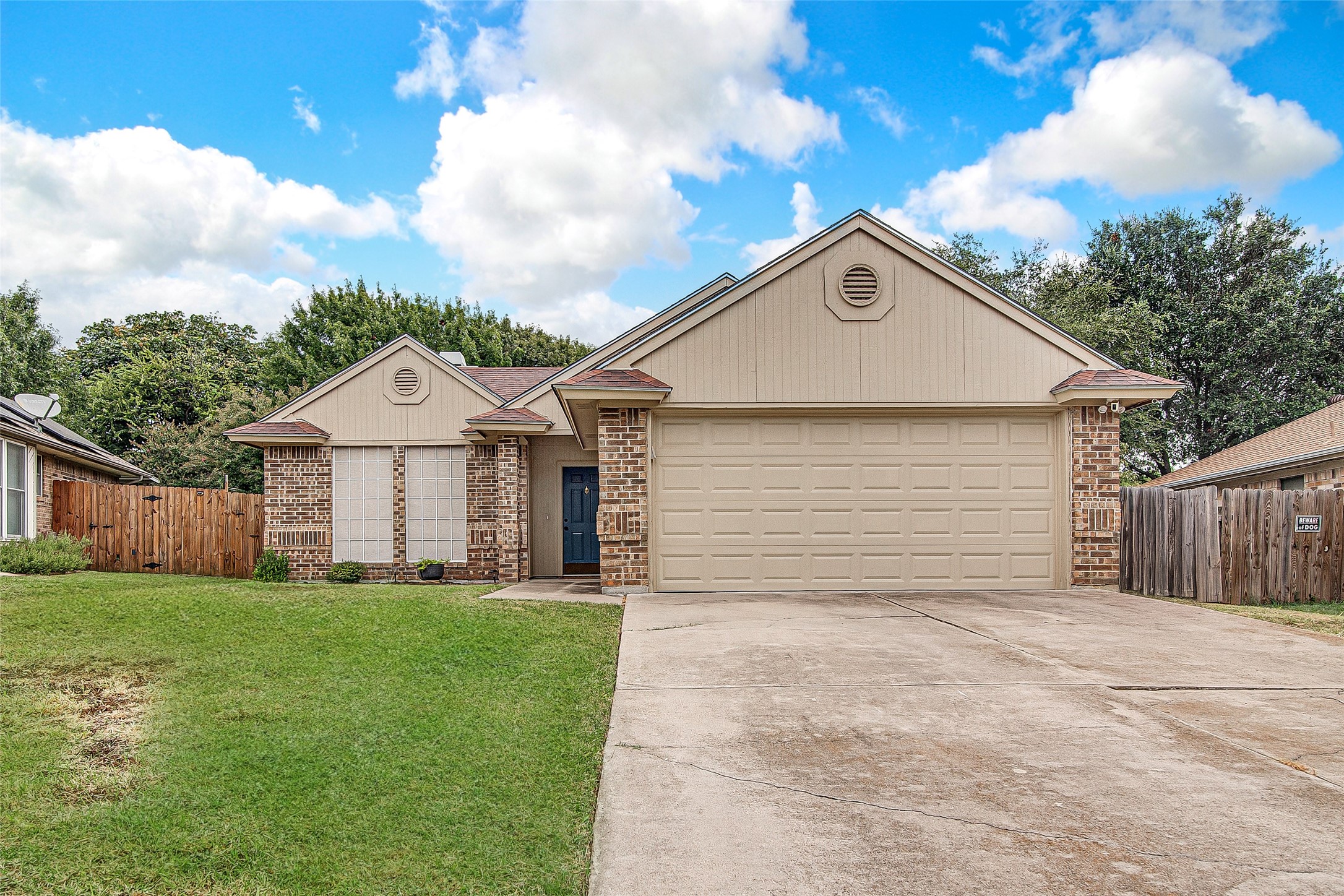 120 N Flaxseed Lane Fort Worth TX 76108