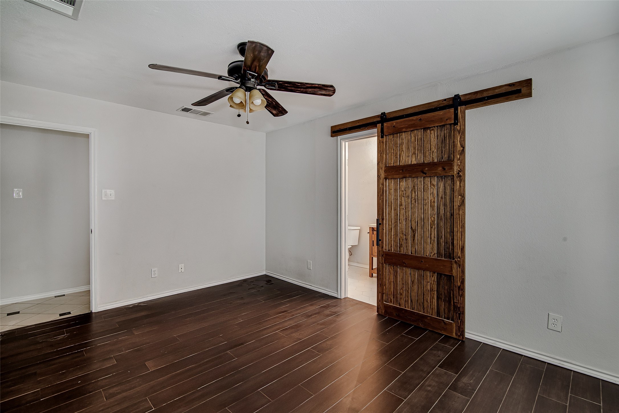 120 N Flaxseed Lane Fort Worth TX 76108